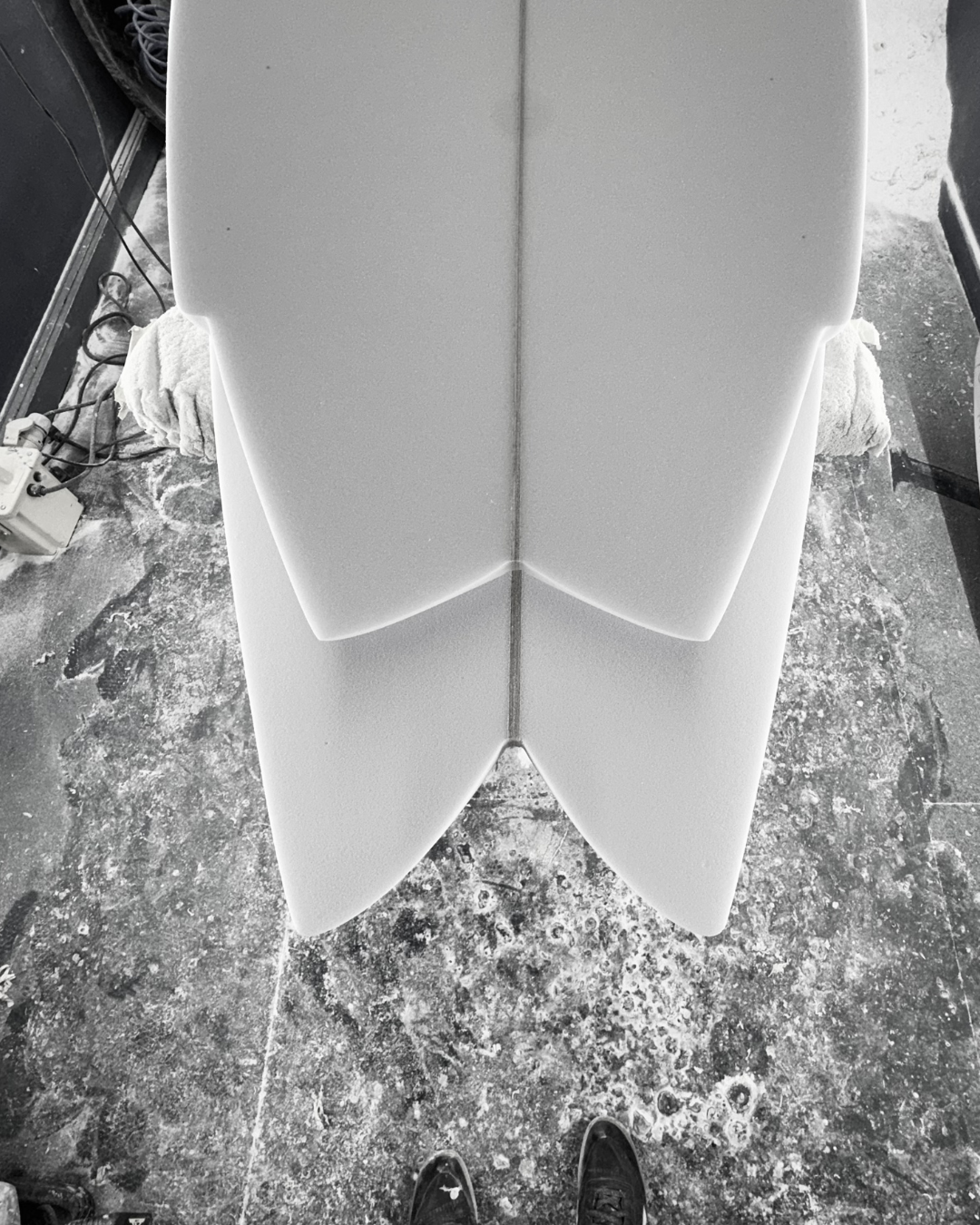 hand-shape-surfboard-cornwall.png