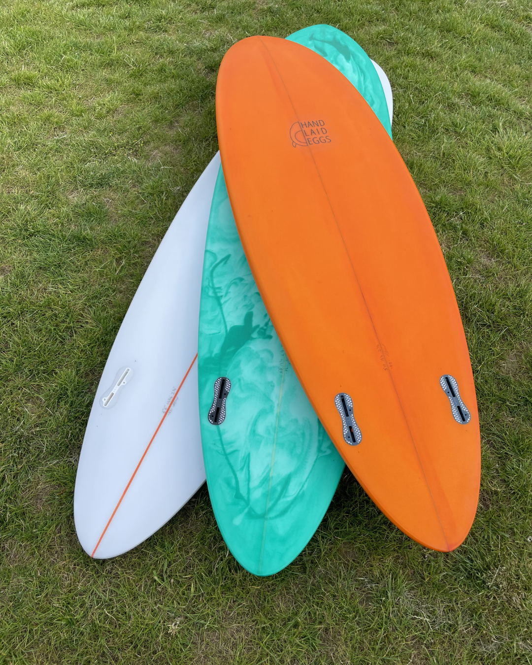 twin-pin-surfboard.png