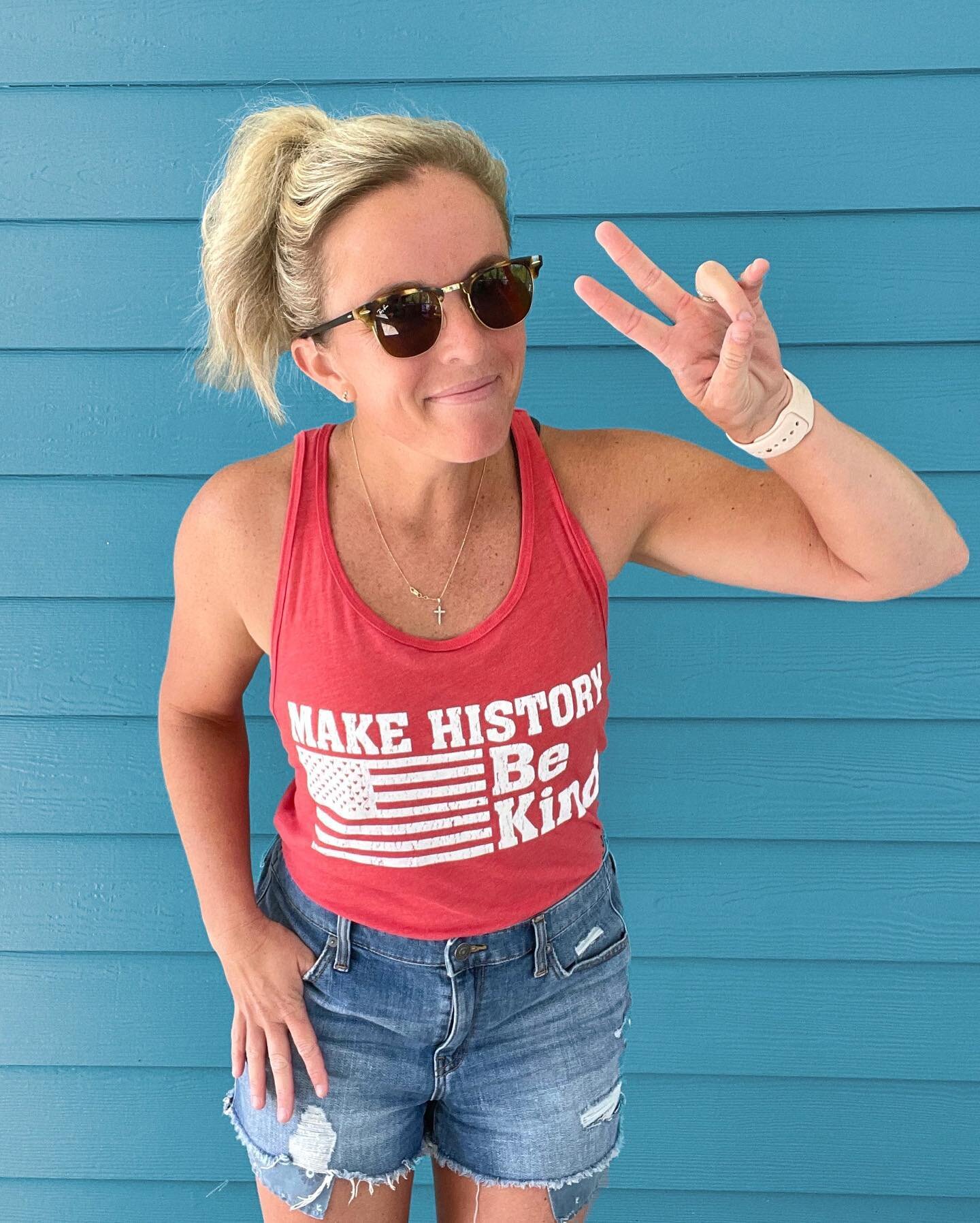 🇺🇸 MEMORIAL DAY SALE 🇺🇸
Gear up for Memorial Day now so you&rsquo;re all set to honor and remember! 30% off all our red, white &amp; blue with code: MEMORIALDAY
And while you&rsquo;re at it make some history today by being KIND! We could use a wh