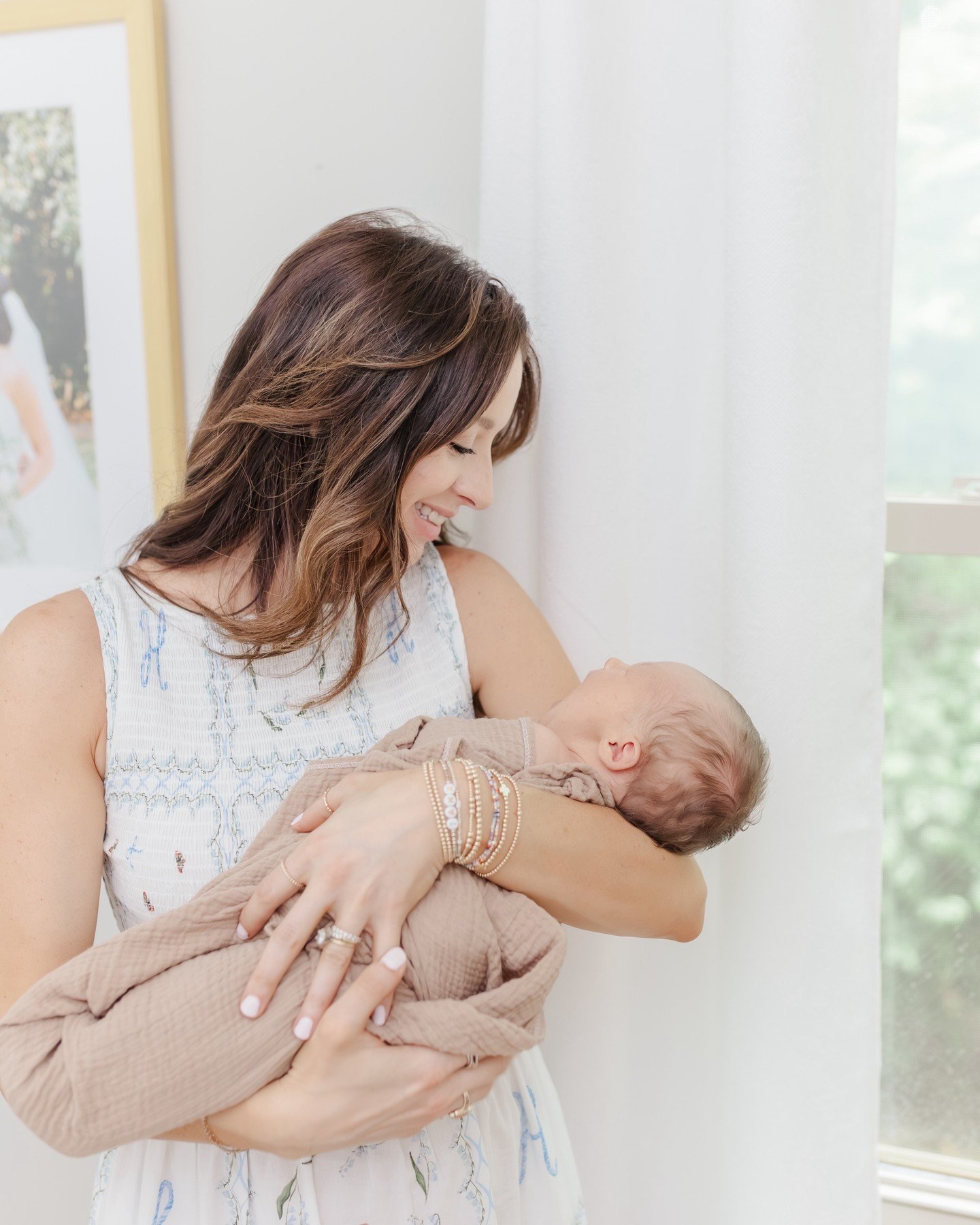 Fall mommas to be&hellip;it&rsquo;s time to start thinking about your newborn photos! My calendar is filling up and I&rsquo;d love to chat about your little one!