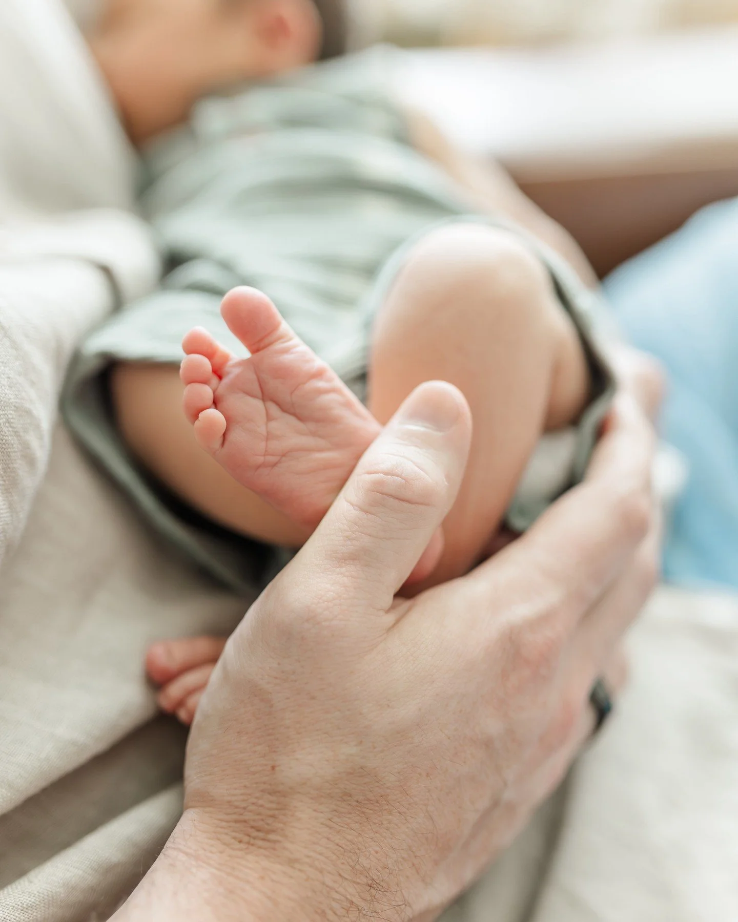 The tiniest little details&hellip;I&rsquo;ll always swoon over little baby feet 👣