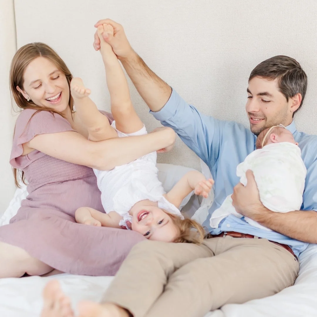 This is what newborn sessions actually look like. A toddler being flipped upside down, a brand new baby, and two parents laughing through all of it.

Real. Loud. Perfect.

This is the chaos you will want to remember.

Link in bio to book.

#greenvill