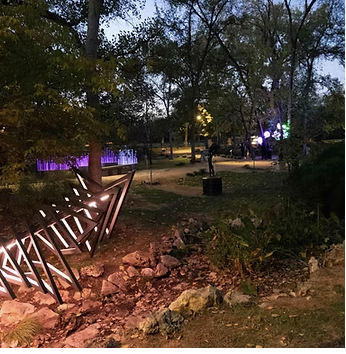 Umlauf Sculpture Garden: MoonLAUF