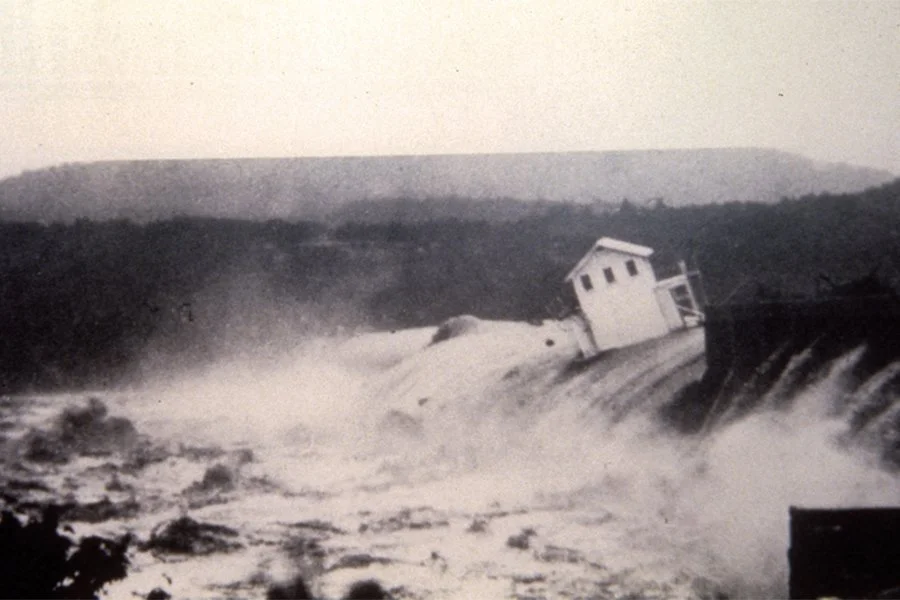 02.04_1935 House over Dam.jpg