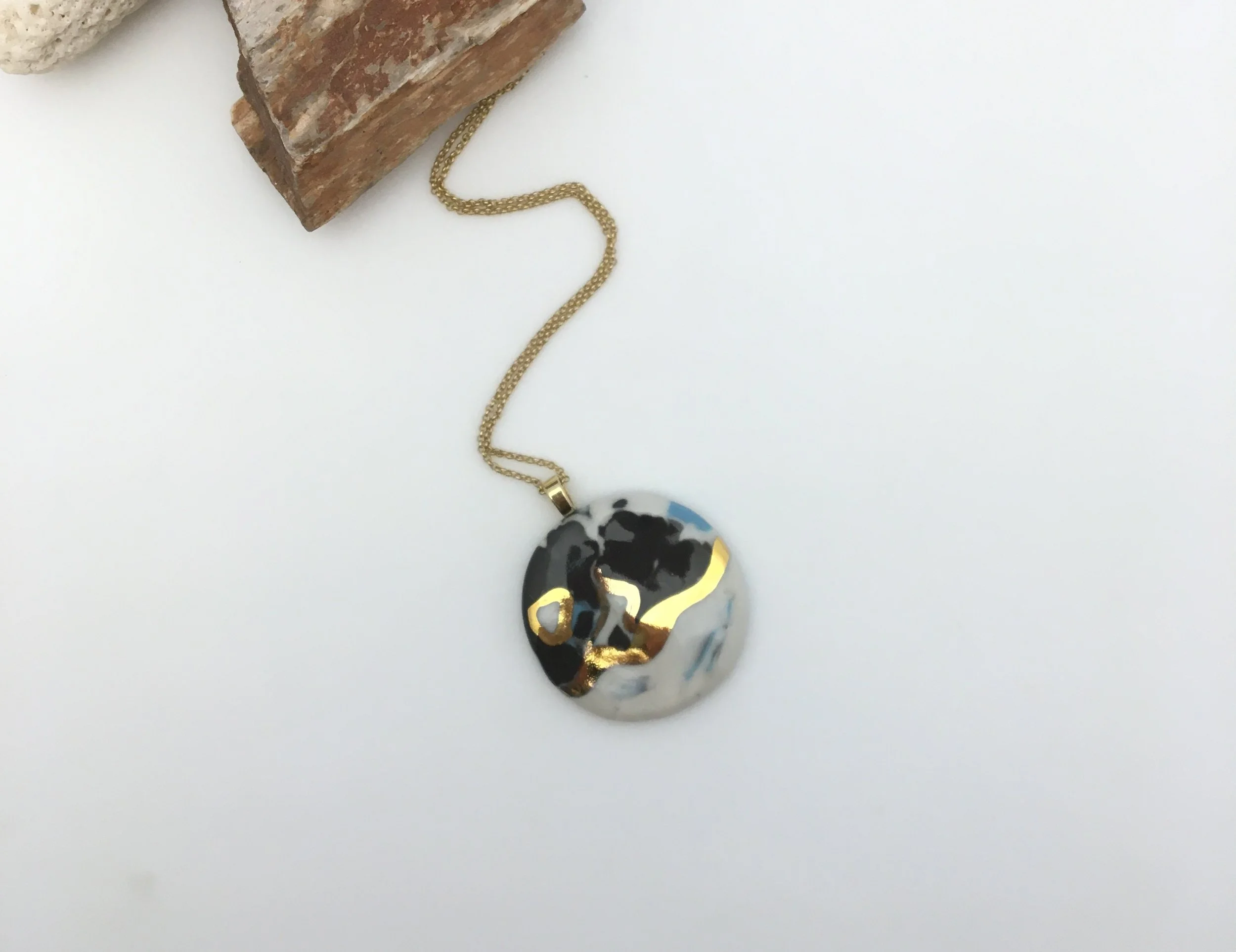 Black & Gold Porcelain Pendant Necklace