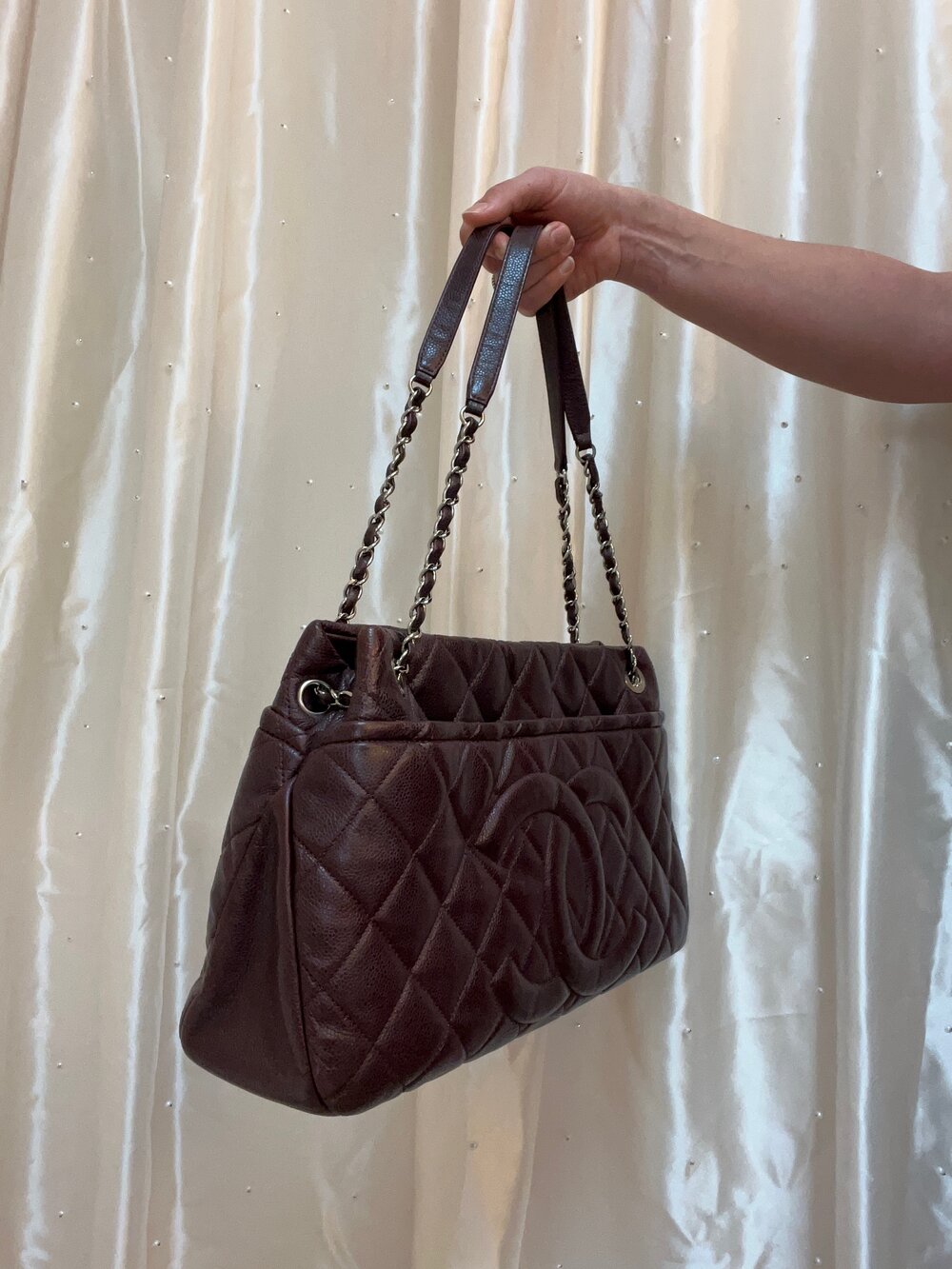 Chanel Timeless CC Soft Tote Ouilted Caviar large Burgundy — MISS