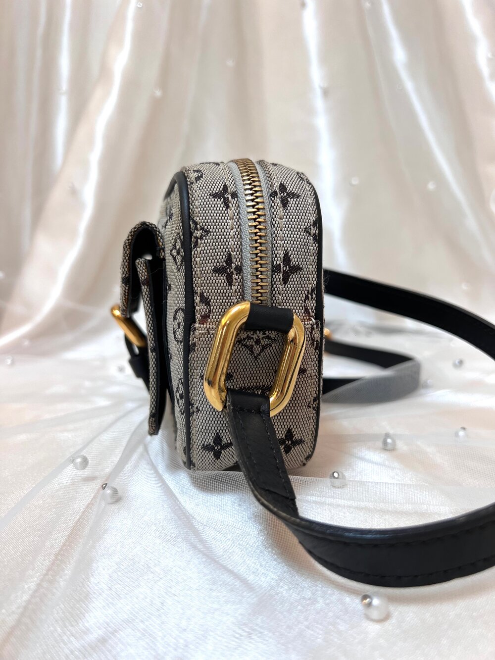 lv mini lin crossbody