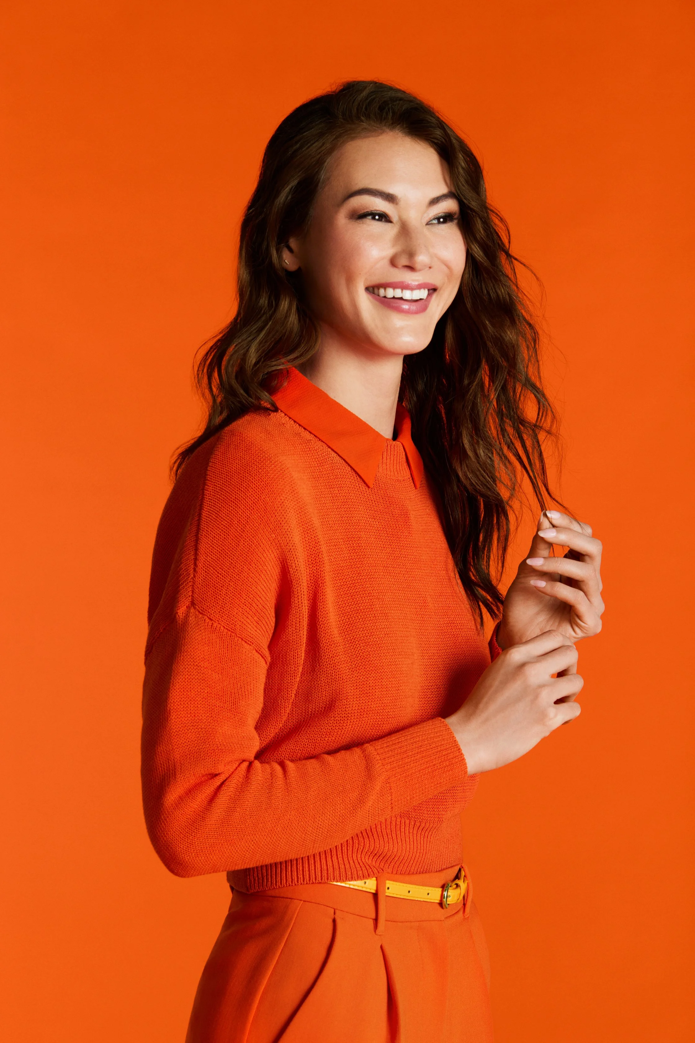 240214_Merz_SG_Orange_Kailey_071_v3_150SRGB_QC.jpg