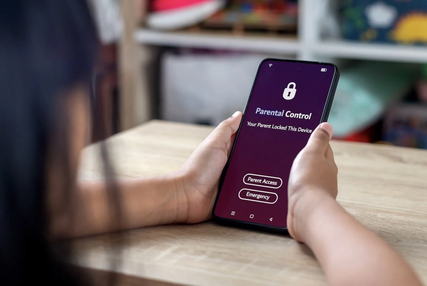 Helping Your Child Stay Safe Online: A Parent’s Guide to Parental Controls