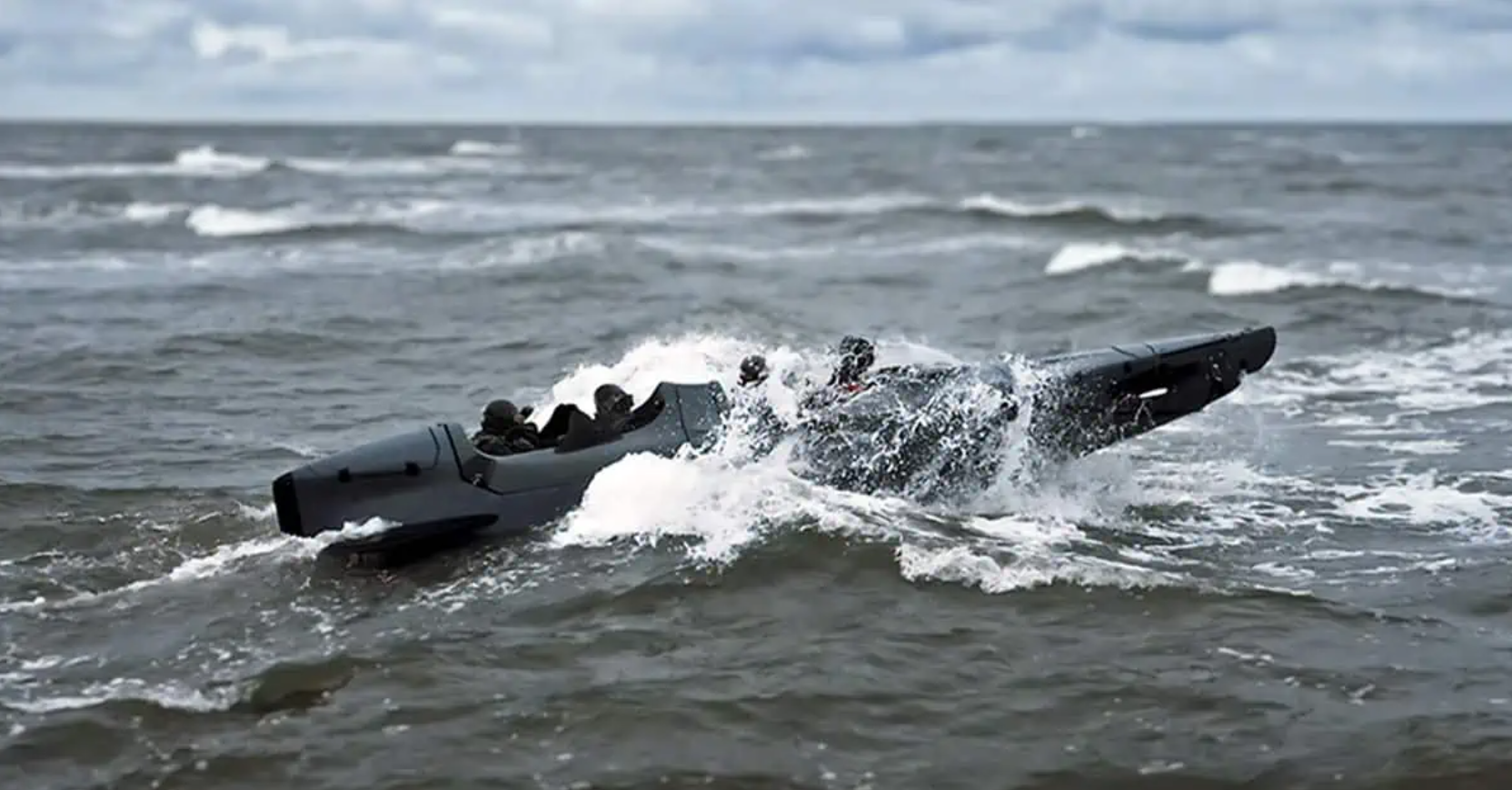 Check Out The ‘Shadow Seal’ 4-Man Tactical Diving Vehicle