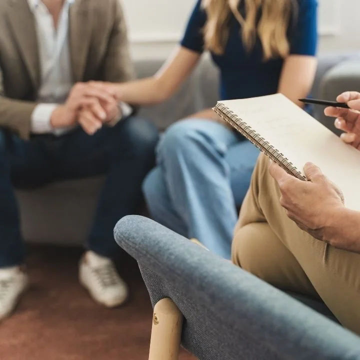 What Actually Happens in Your First Couples Therapy Session
