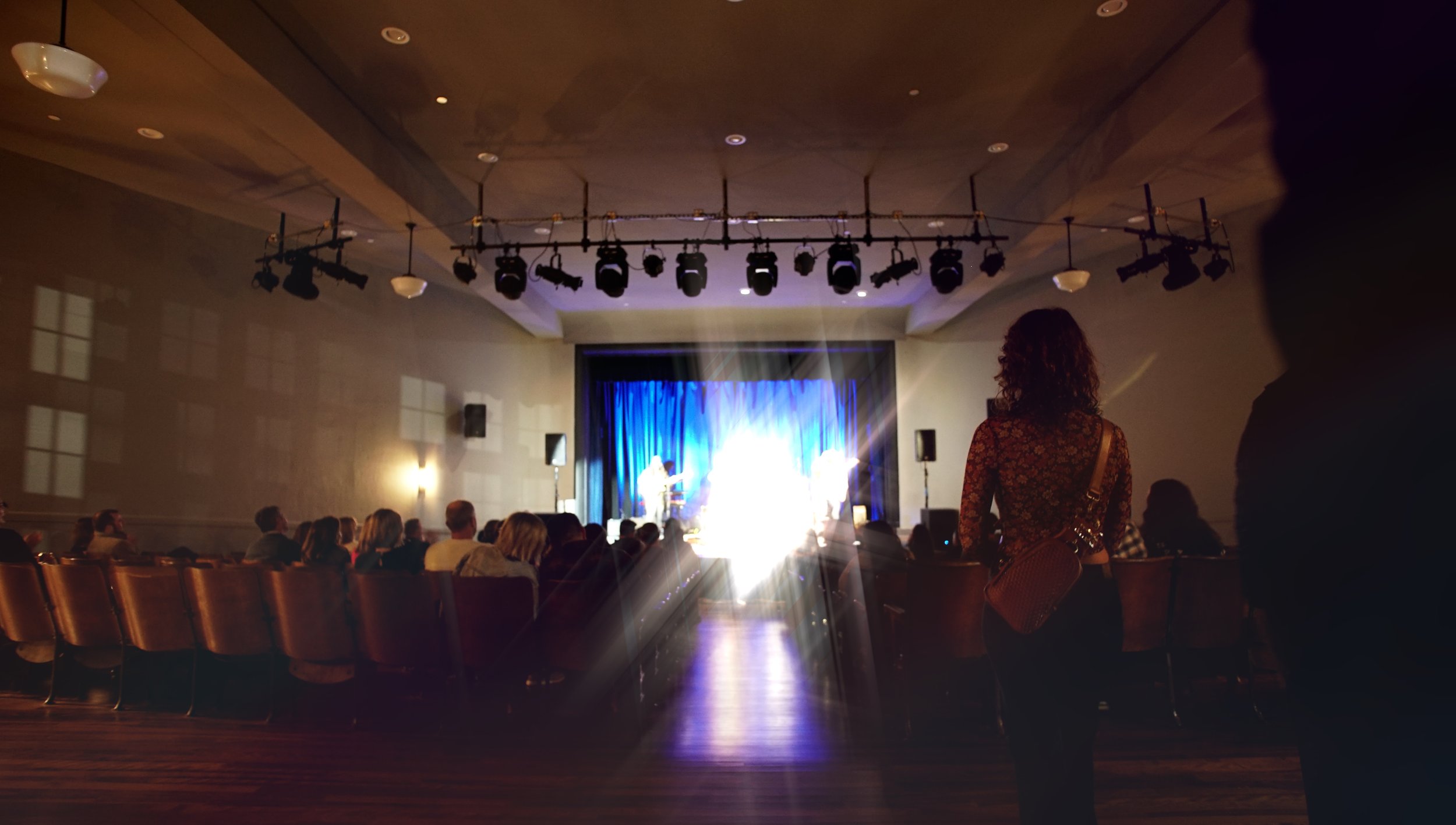 STILLS horizontal.00_00_04_06.Still011.jpg