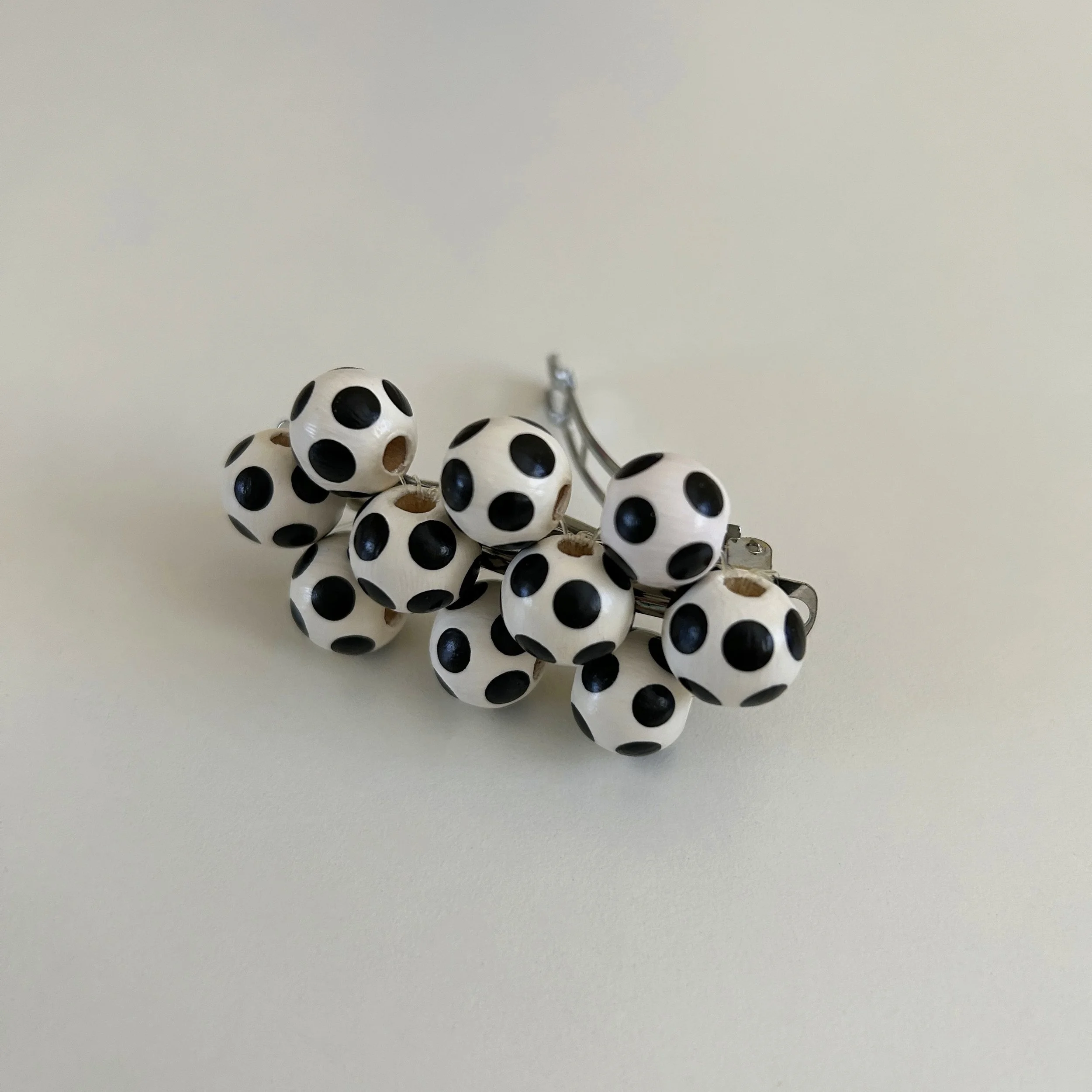 beaded hair barrette