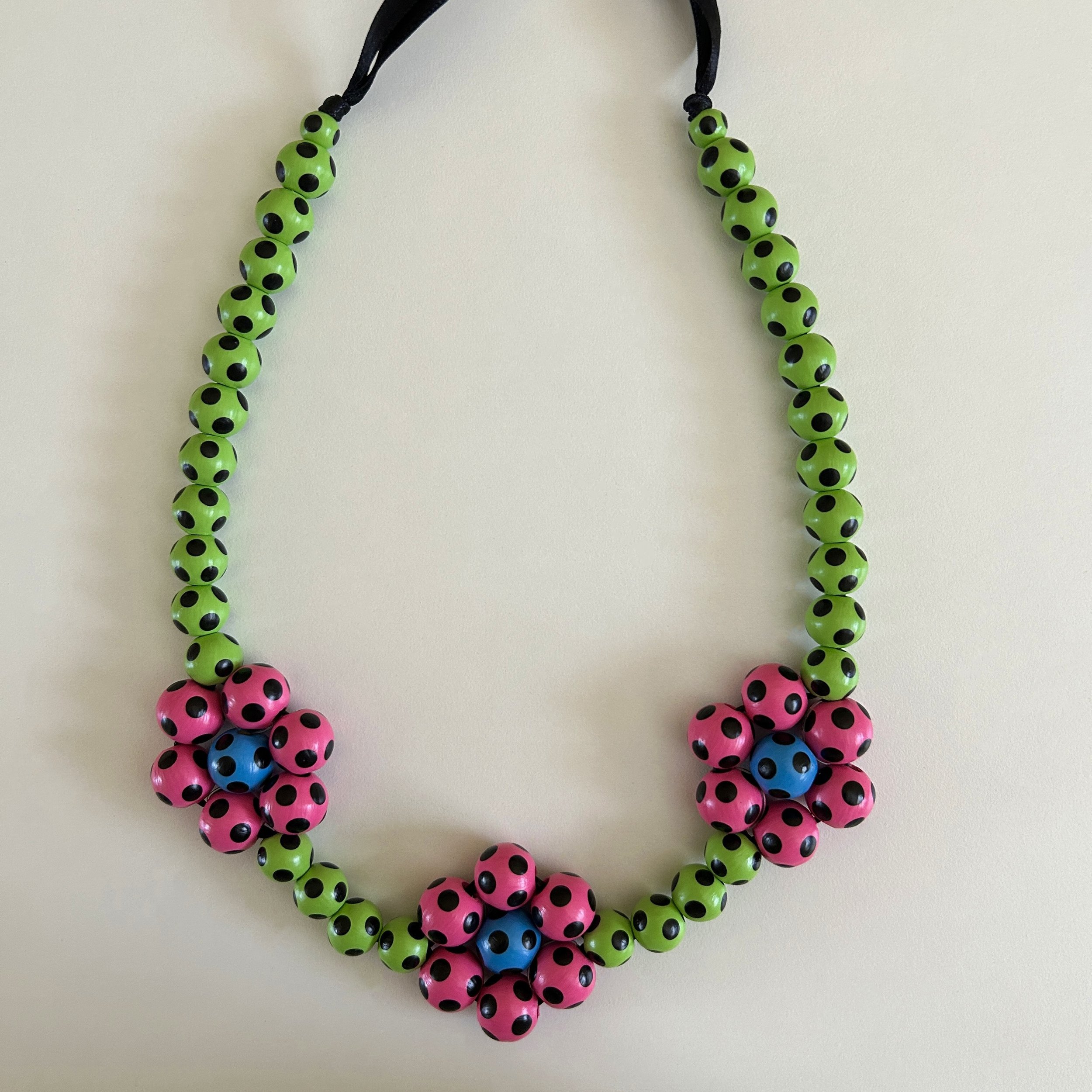 beaded flower necklace