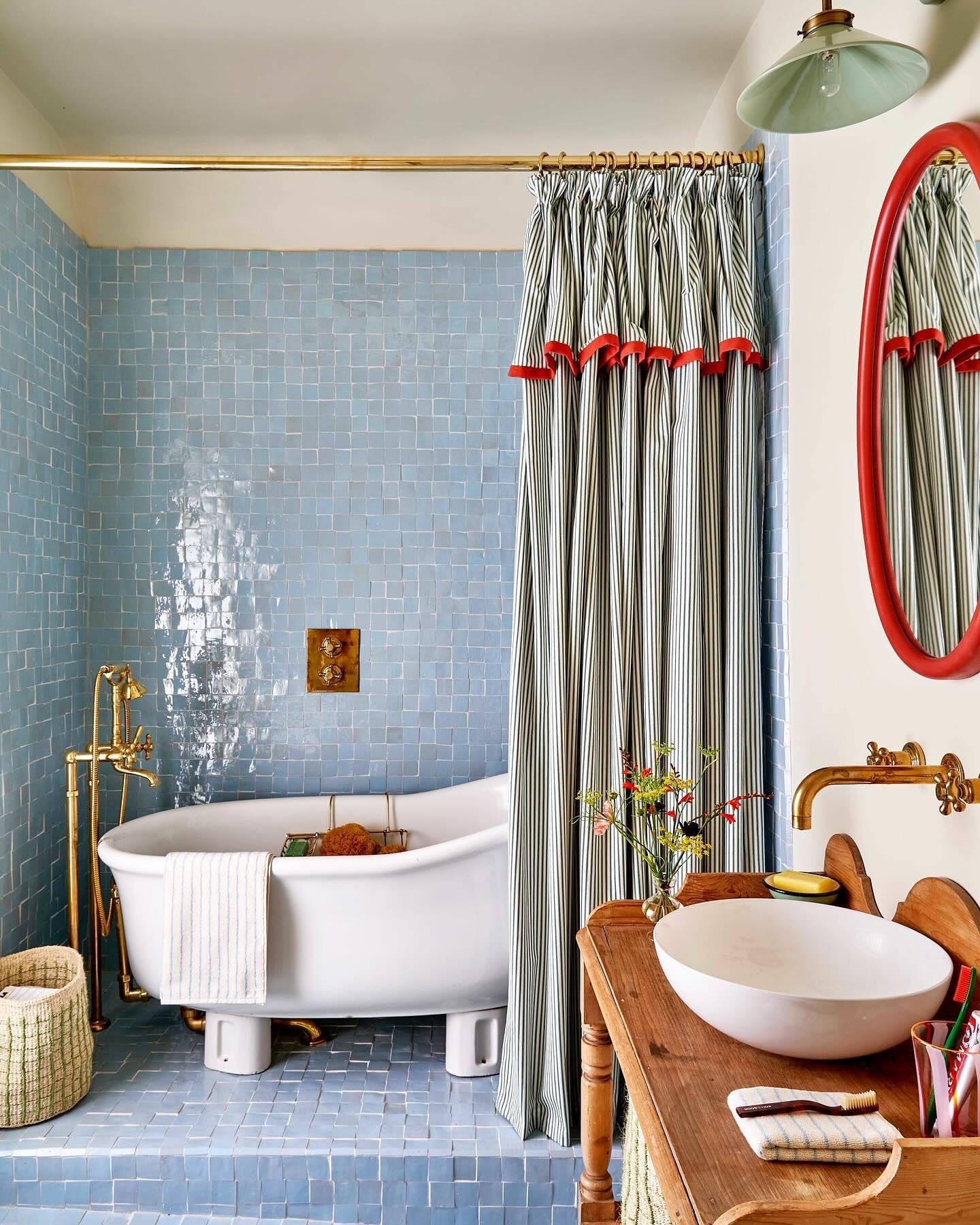 Powder room perfection! 🛁 Would love to relax and unwind in this stunning bathroom designed by @lonikachande. From the stunning zigelle tiles to the fabulous antique tub, it&rsquo;s truly the epitome of our dream bathroom!! // Photo by @milobrown_ph