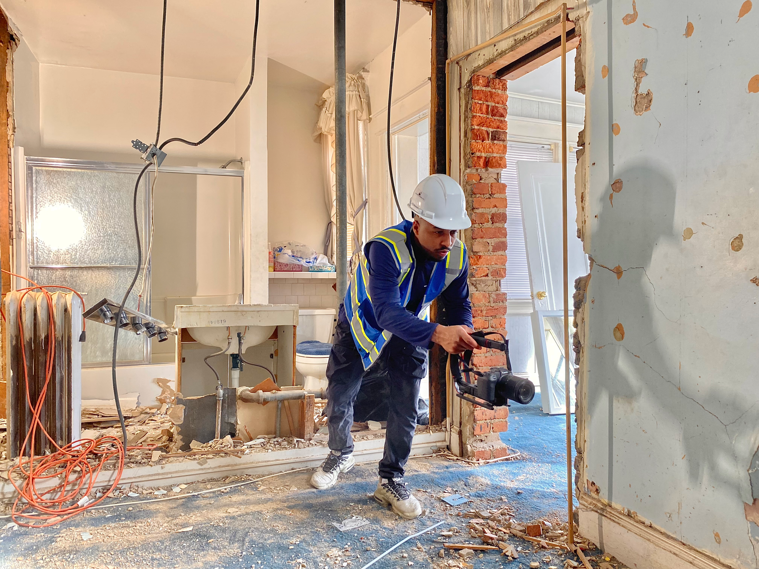 Petworth, Washington DC Home Renovation
Interior renovation project involving demolition, bathroom reconstruction, and structural preparation in a Petworth row home. Washington Builders delivers high-quality craftsmanship, safe job-site practices, an