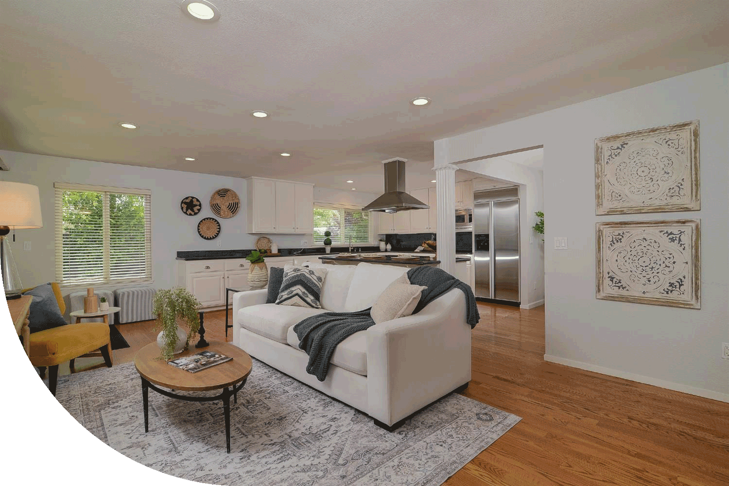 SOLD! Cozy Pocket Ranch Home