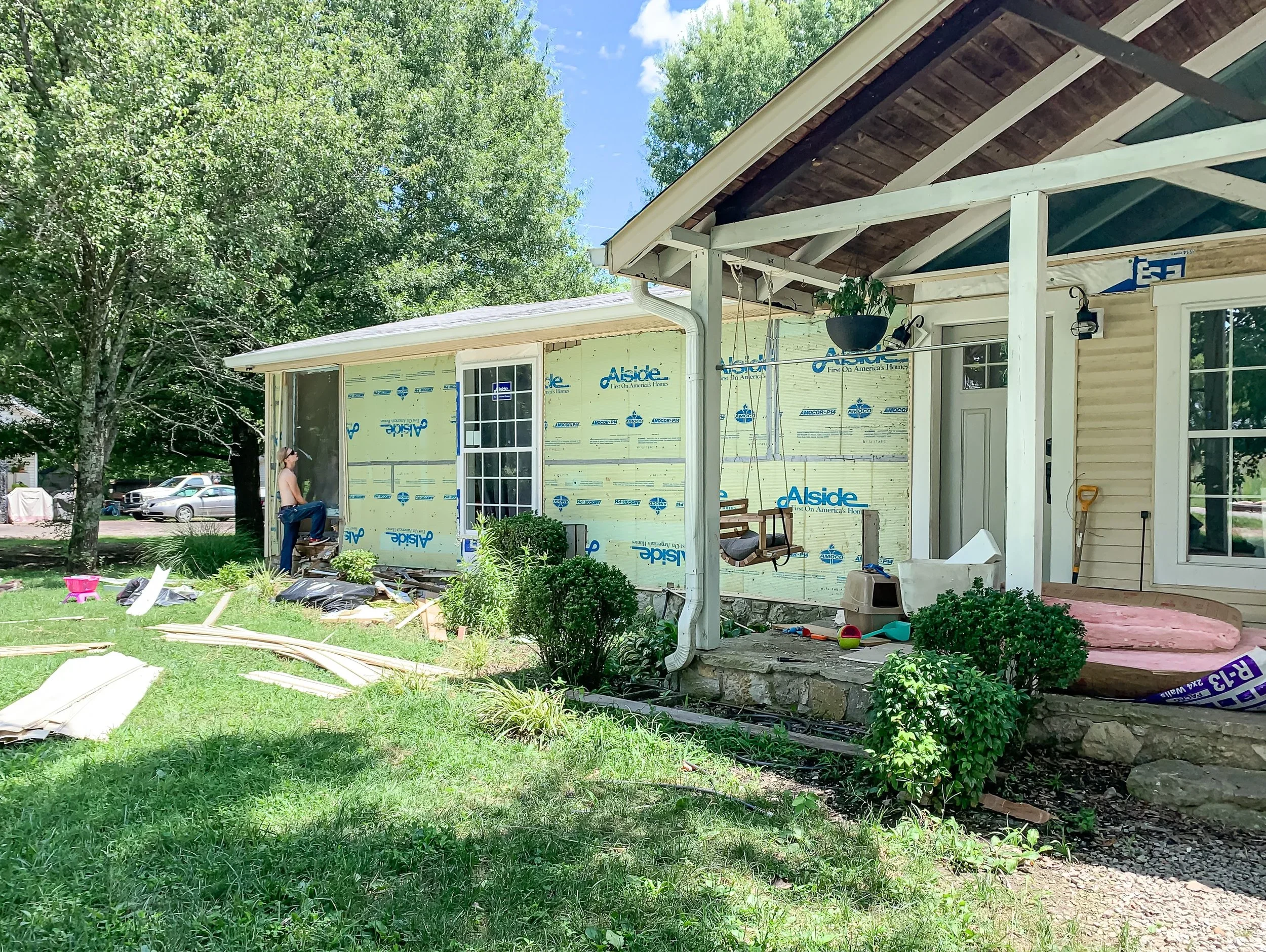 bhomeco-home-remodel-hunterspoint-before (2).webp
