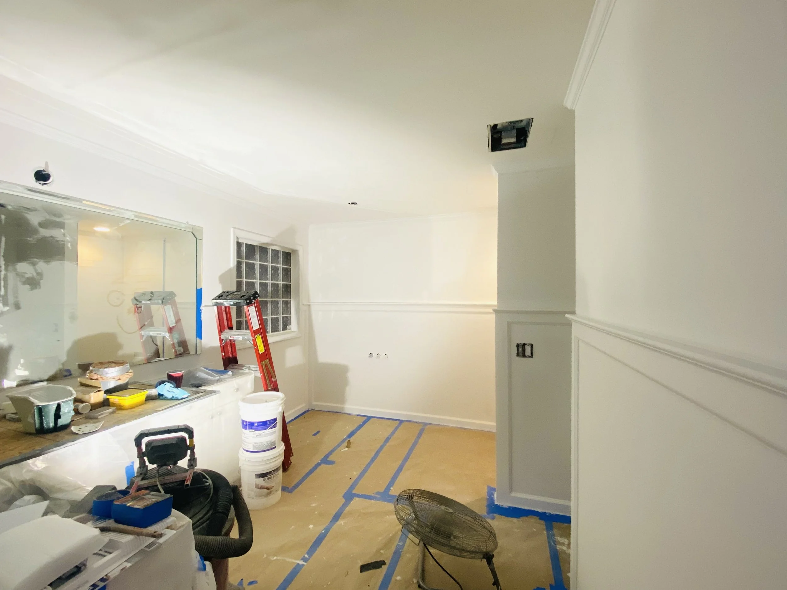 bhomeco-build-bathroom-transformation-before_(3).jpg