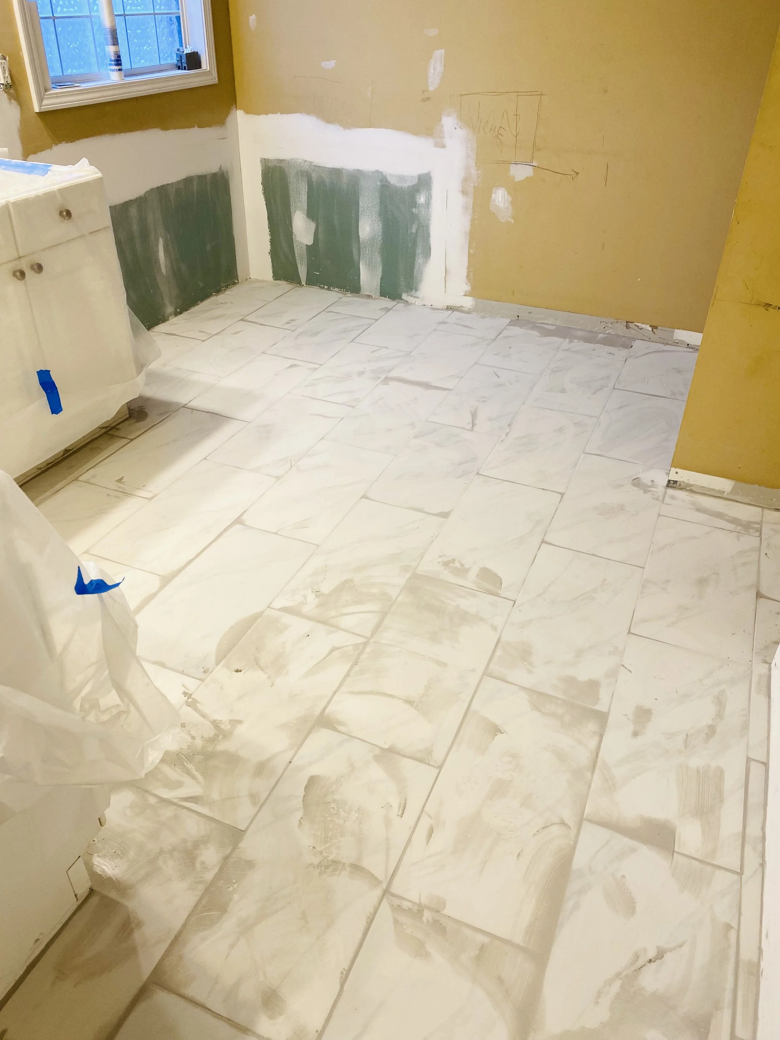 bhomeco-build-bathroom-transformation-before_(5).jpg