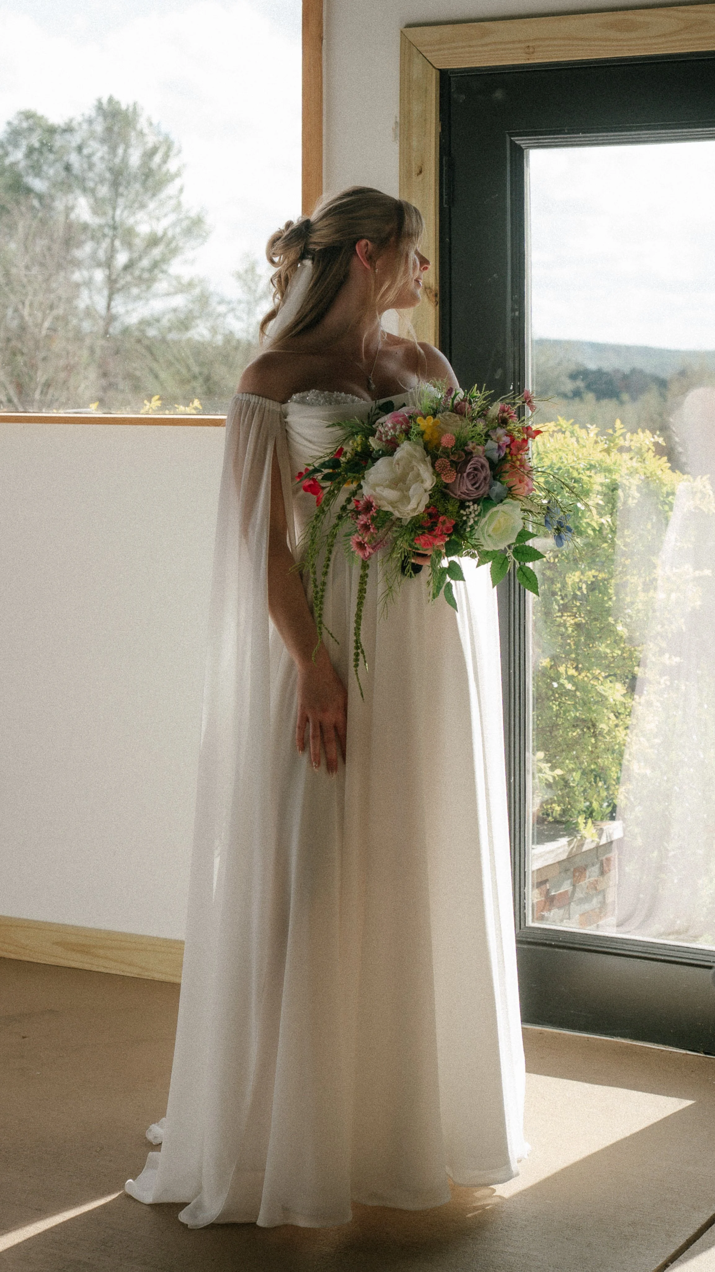 HillHouse Clermont wedding bride portrait 