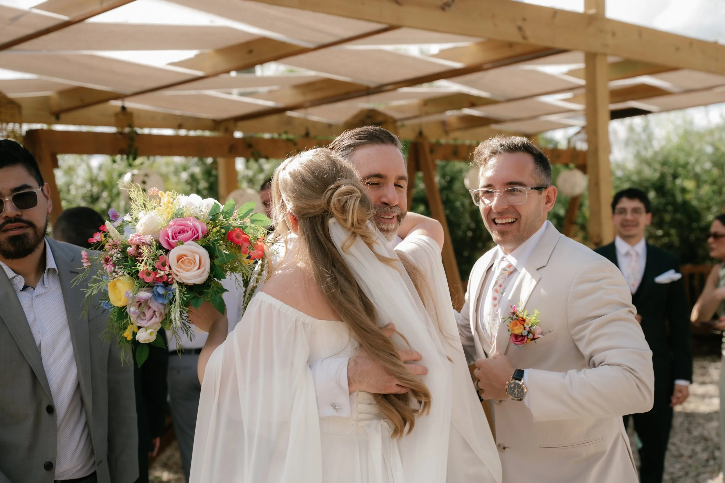 HillHouse Clermont wedding embrace