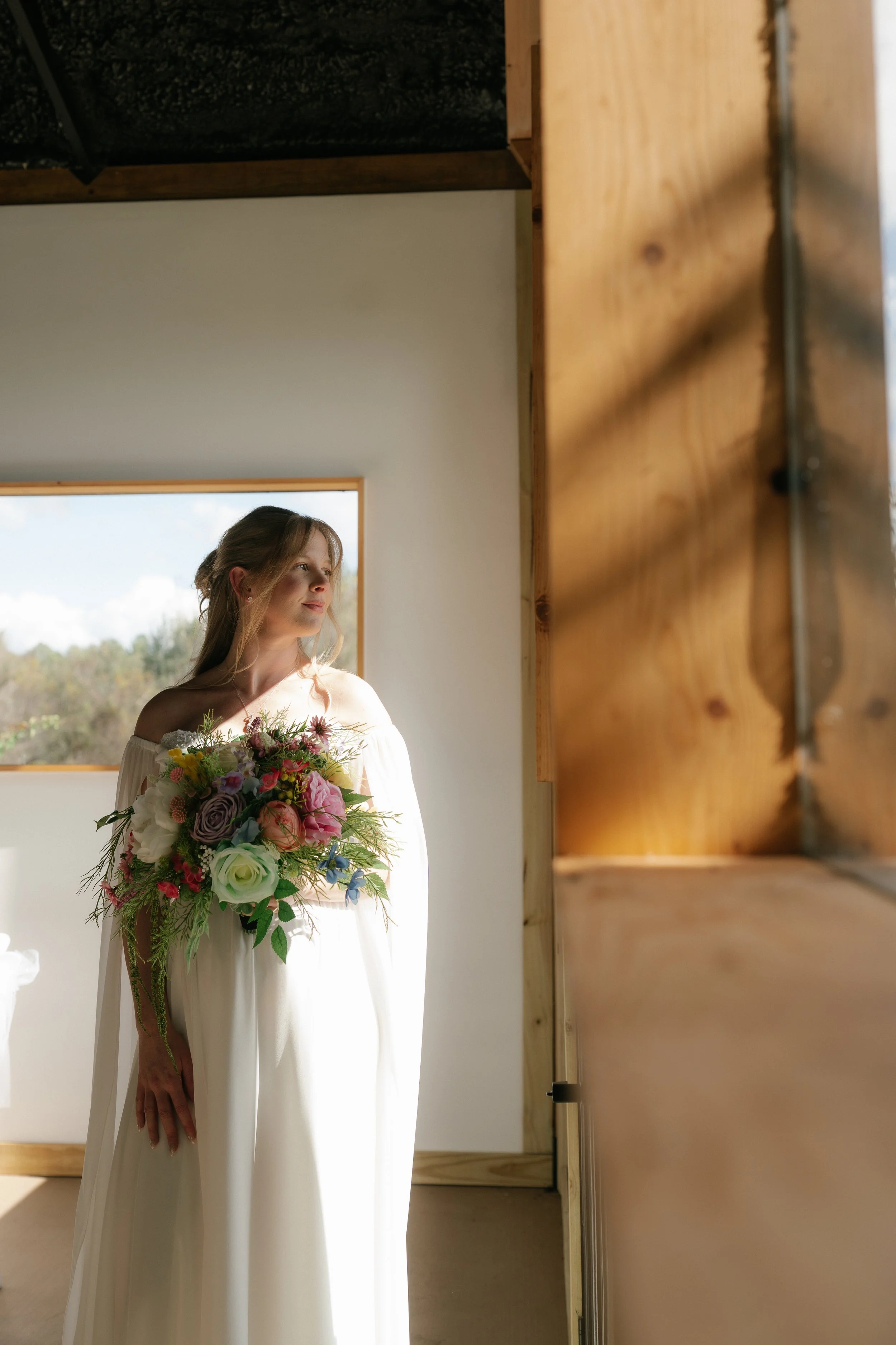 HillHouse Clermont wedding bride portrait