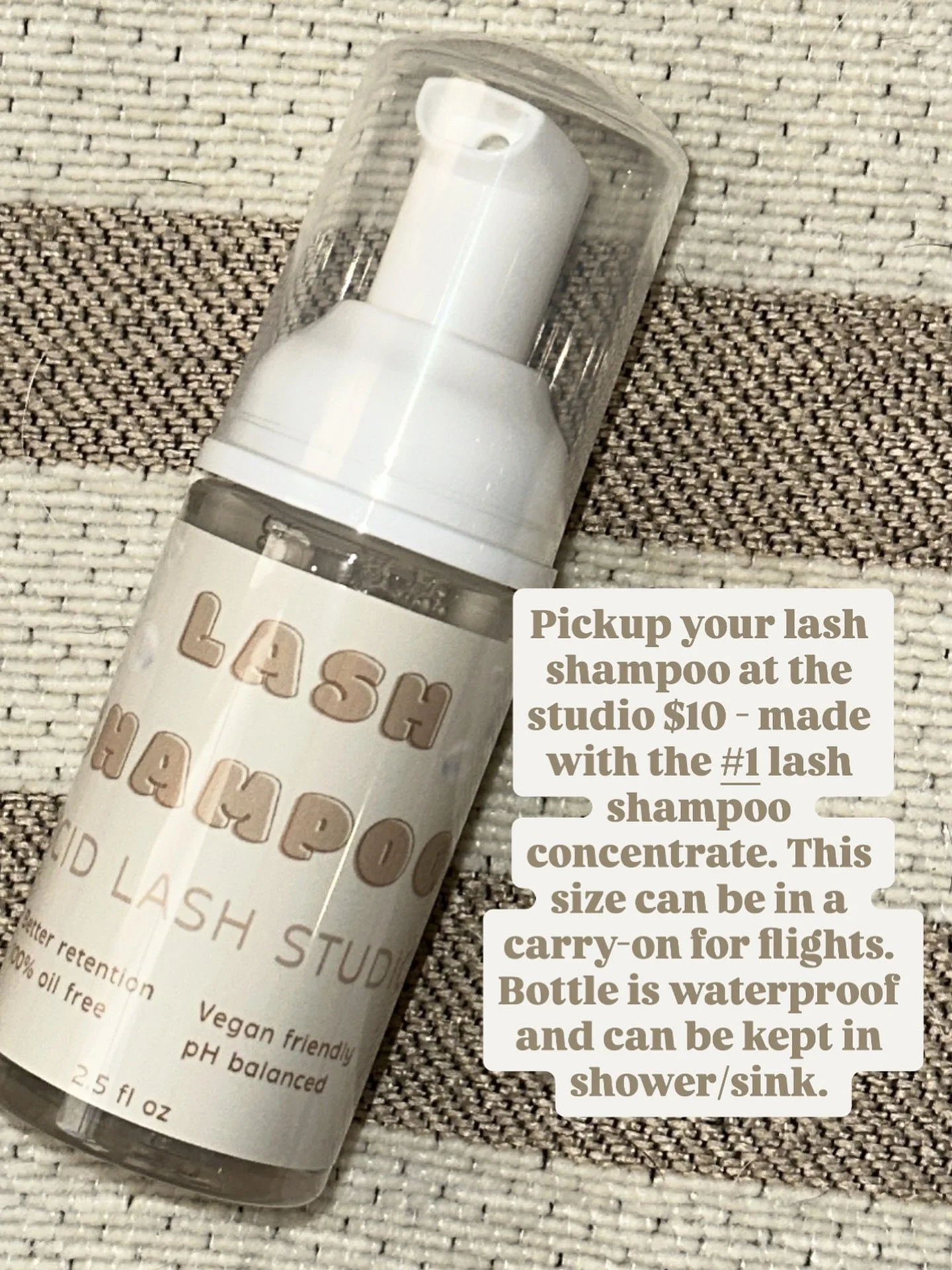 💧 Purpose of Lash Shampoo

Lash shampoos are specially formulated to:
&bull; Remove oil, dirt, and makeup residue without breaking down the lash adhesive.
&bull; Prevent buildup and infections (like blepharitis) that can occur if lashes aren&rsquo;t