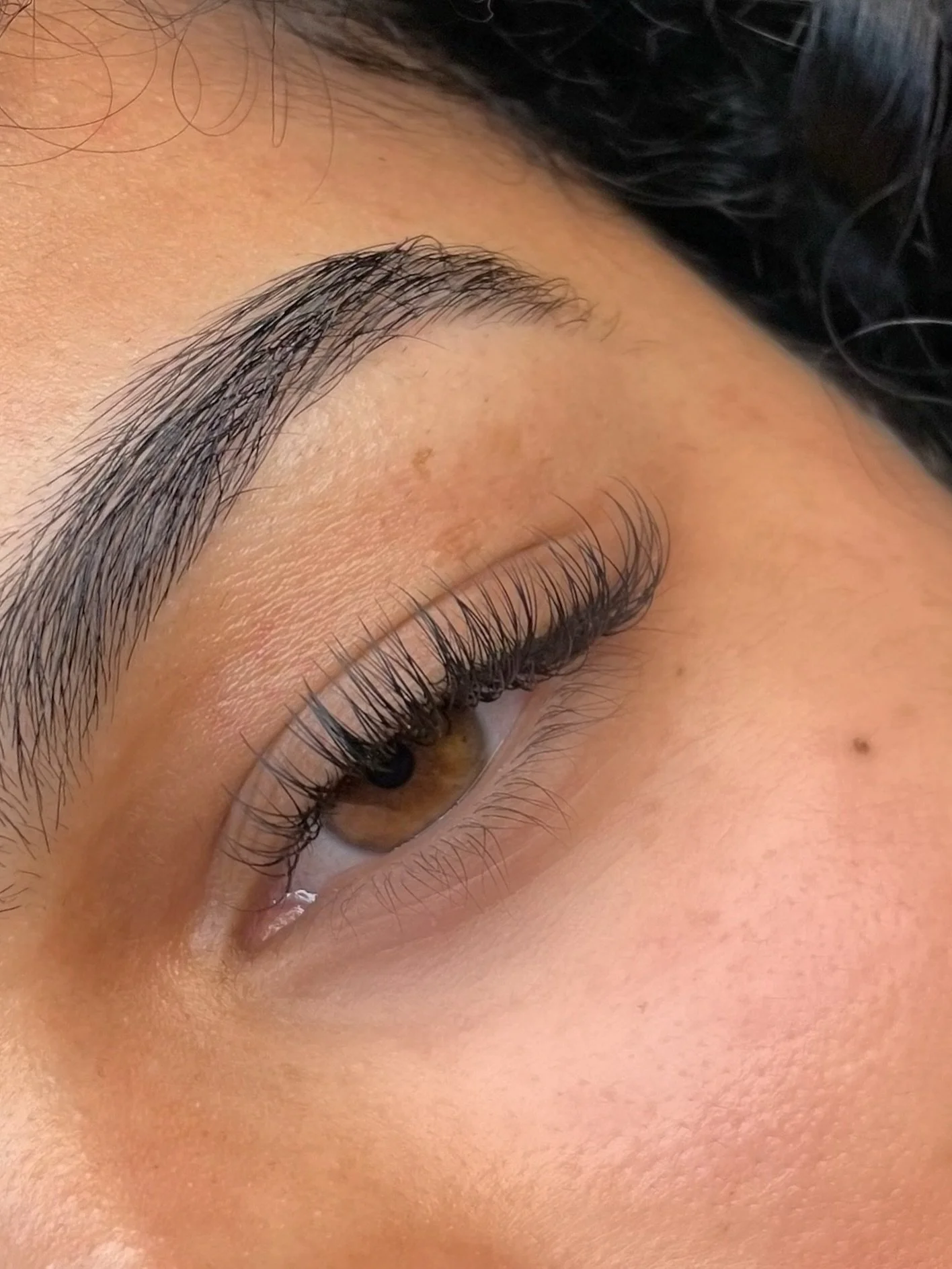 𝙲𝚊𝚗 𝚢𝚘𝚞 𝚋𝚎𝚕𝚒𝚎𝚟𝚎 𝚝𝚑𝚎𝚜𝚎 𝚊𝚛𝚎 𝙲𝚕𝚊𝚜𝚜𝚒𝚌𝚜 😍

A Classic Set of Lash Extensions means I place a single eyelash extension to a single natural lash in a 1:1 isolated manner. I typically compare a Classic Set to mascara on steroids 