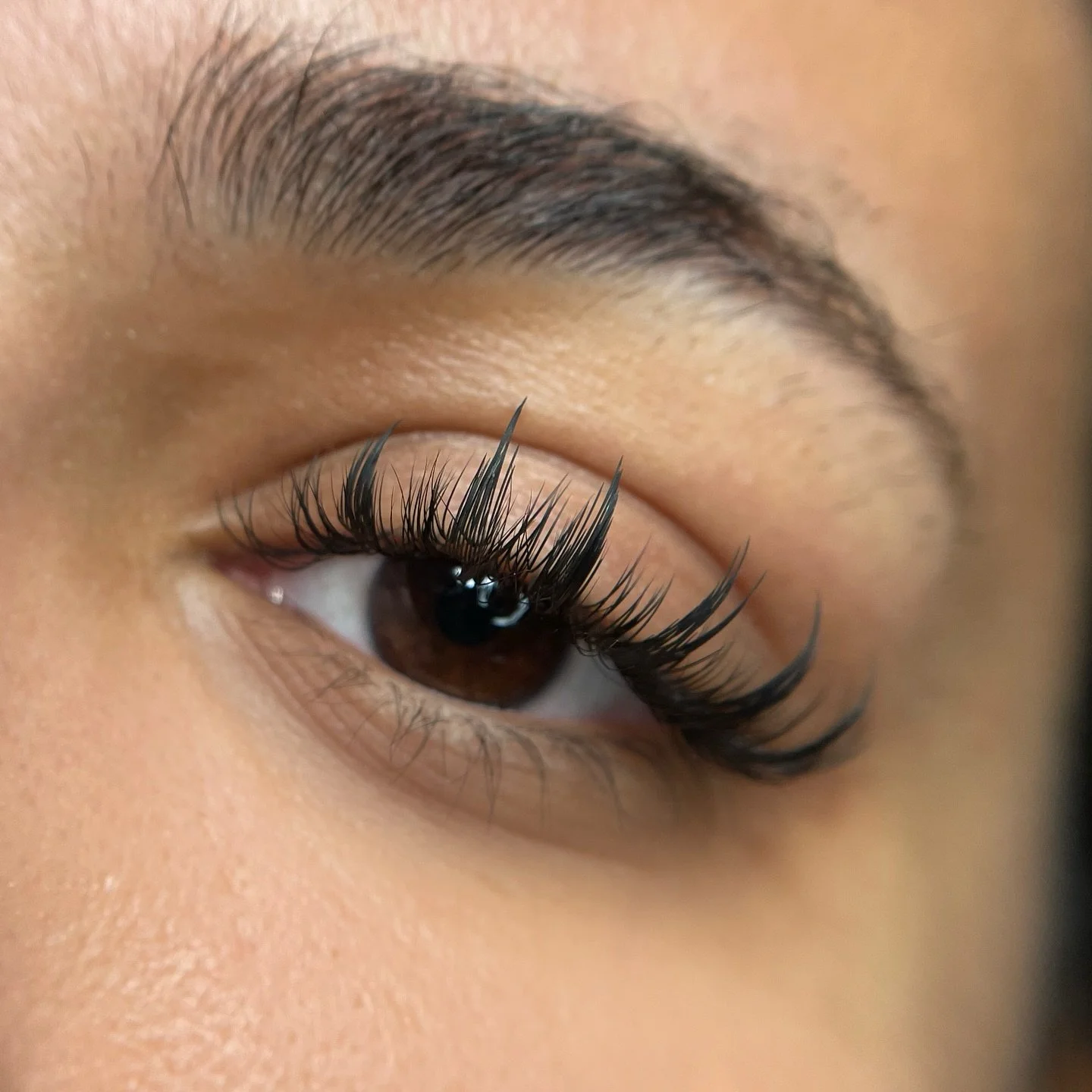 ☆꧁𝚆𝚒𝚜𝚙𝚢 𝙰𝚗𝚒𝚖𝚎 𝙻𝚊𝚜𝚑𝚎𝚜꧂☆

This set is all about wispy spikes, soft texture, and intentional separation&mdash;inspired by anime eyes but customized to flatter real-life features. Perfect if you love a doll-like, eye-opening look that sti