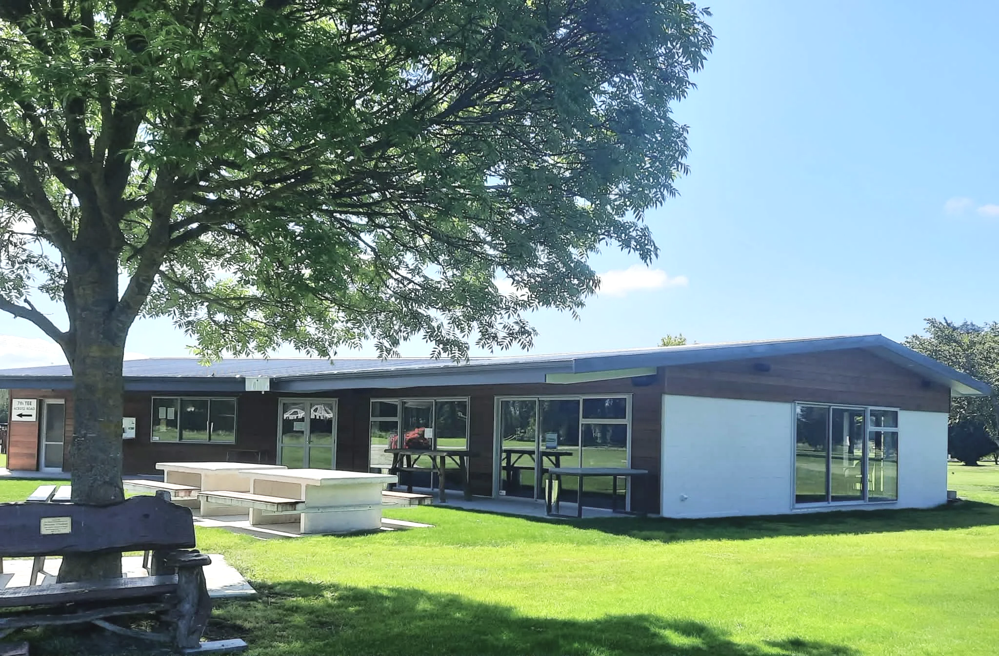 Clubhouse Working Bee