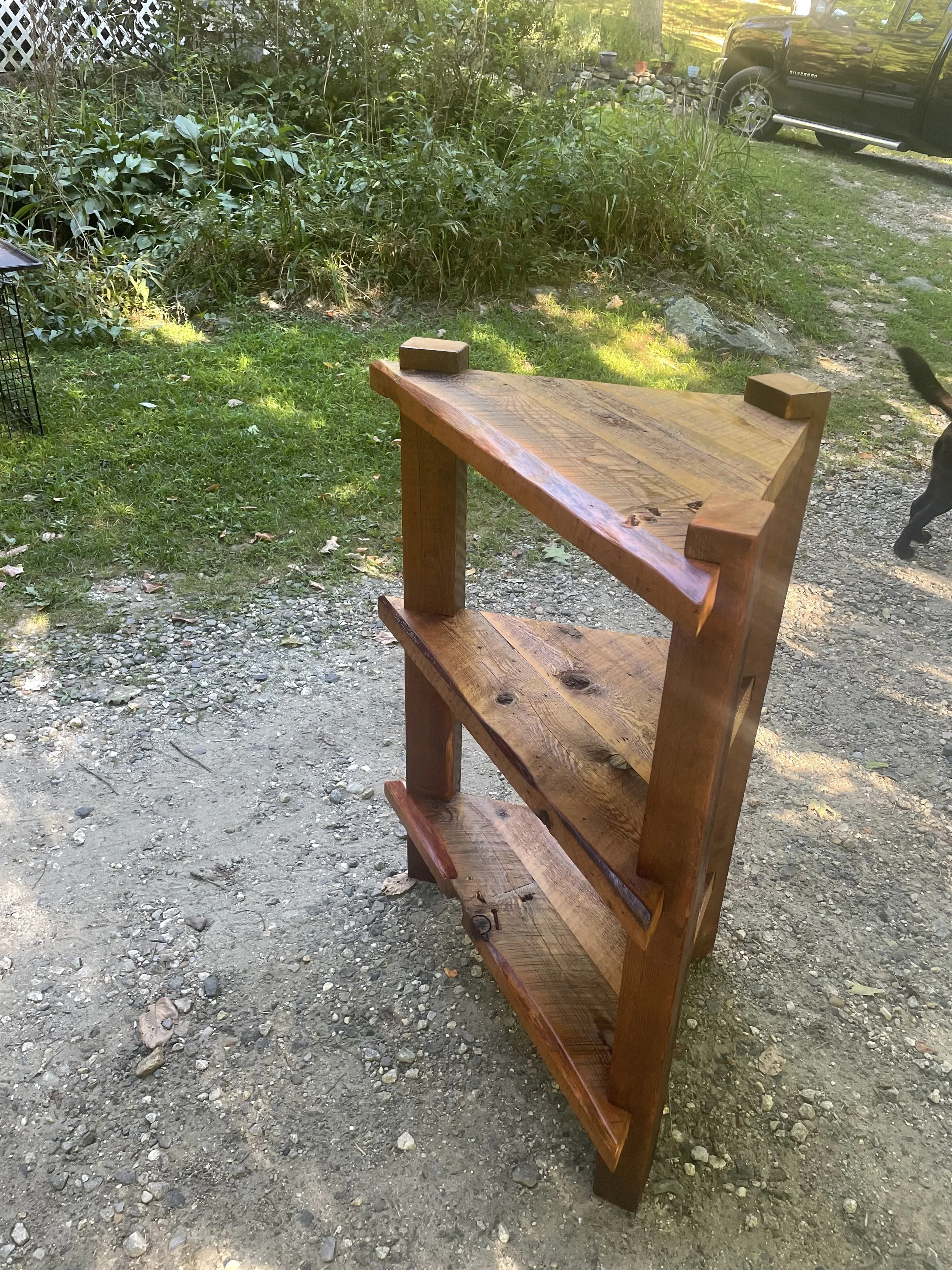 triple corner table right.jpg