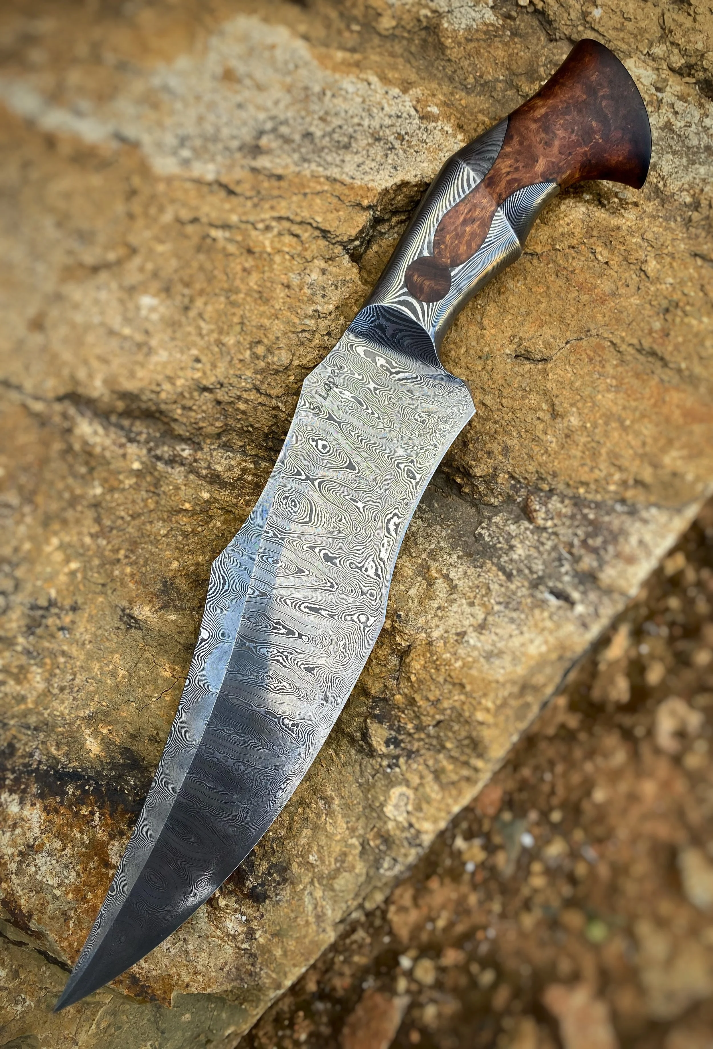 Integral Damascus Keyhole — Seth Lopez Bladeworks