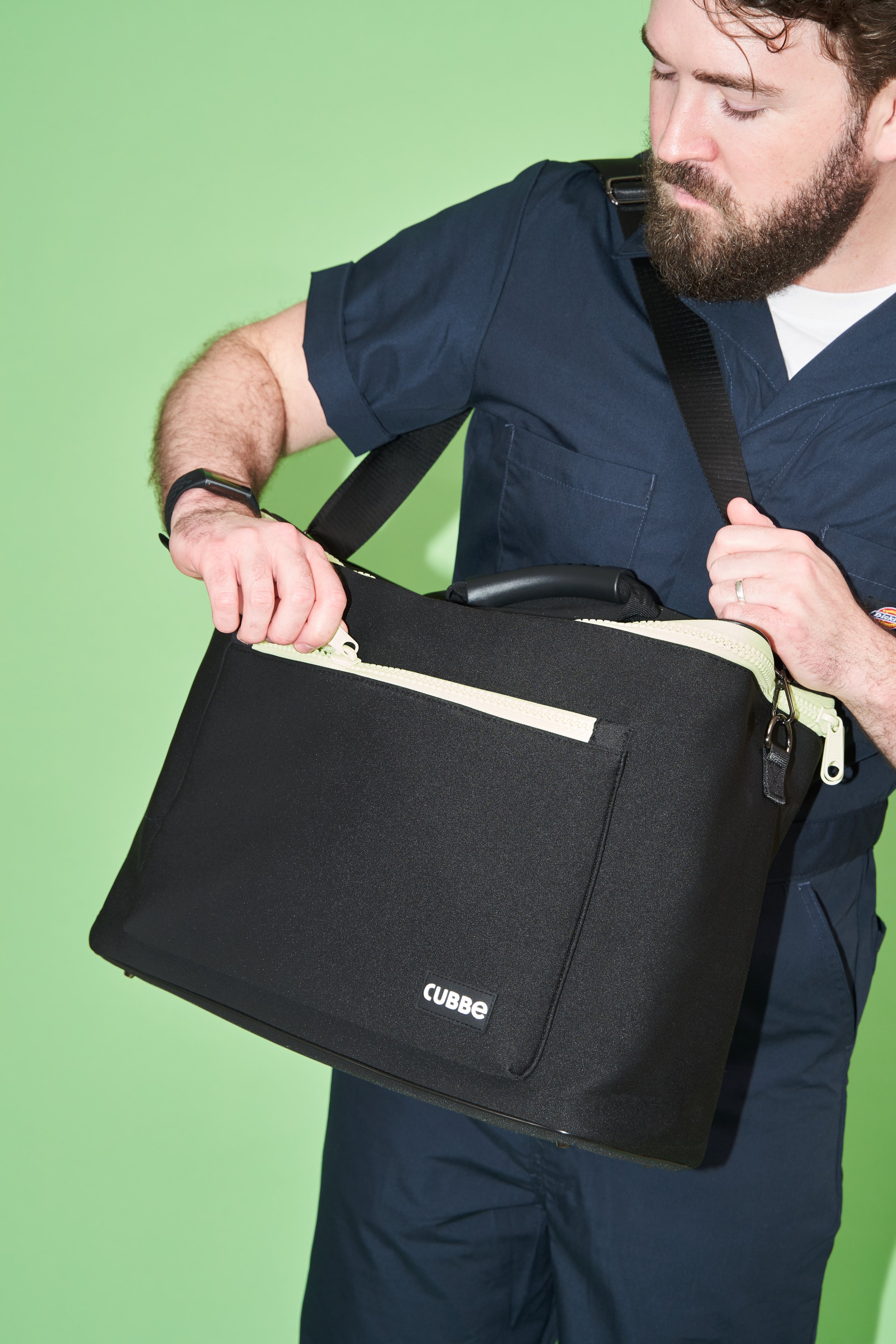 Cubbe_Bags_Shot1_162.jpg