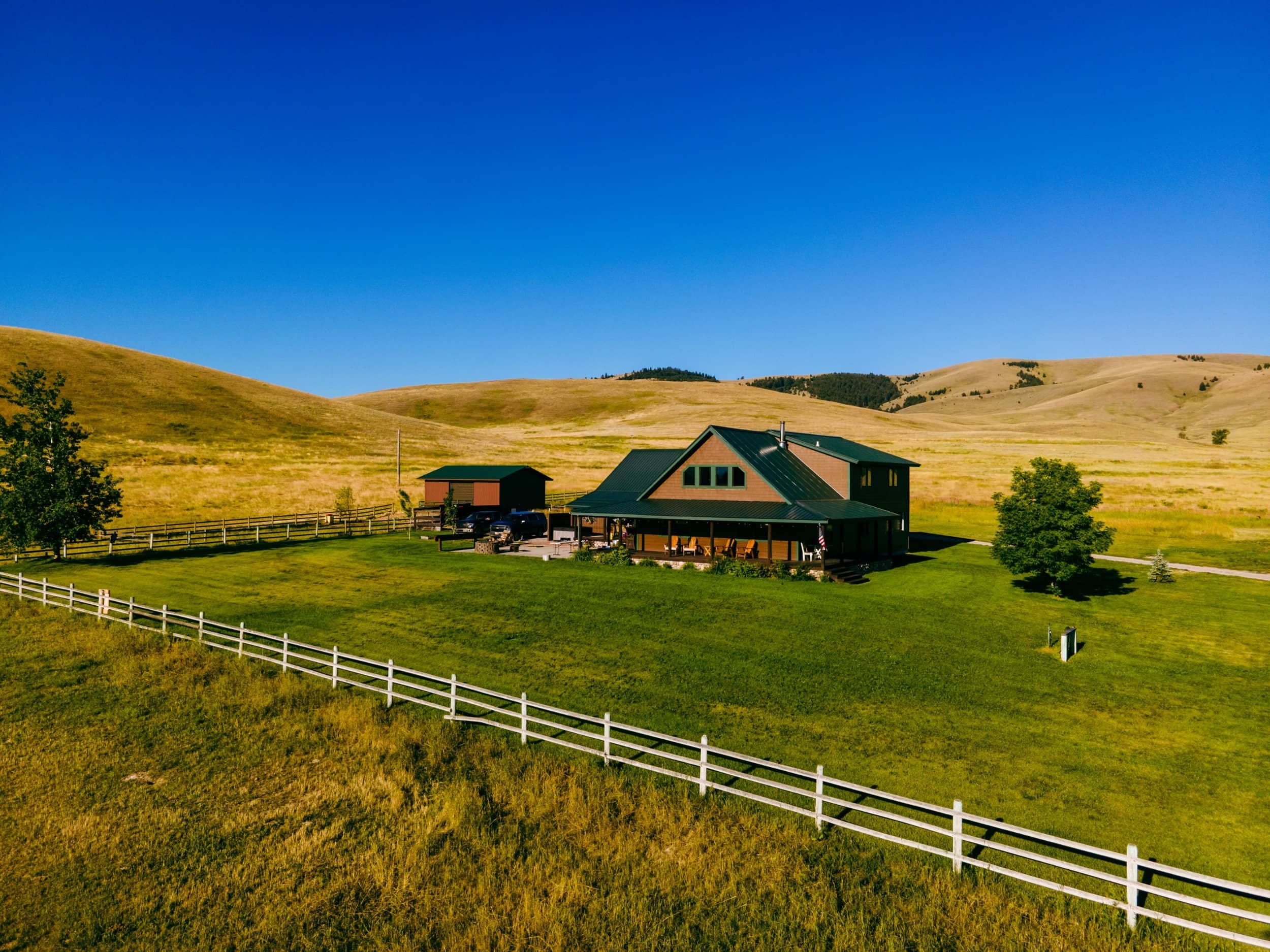 tomahawk-lodge-montana-13.jpg
