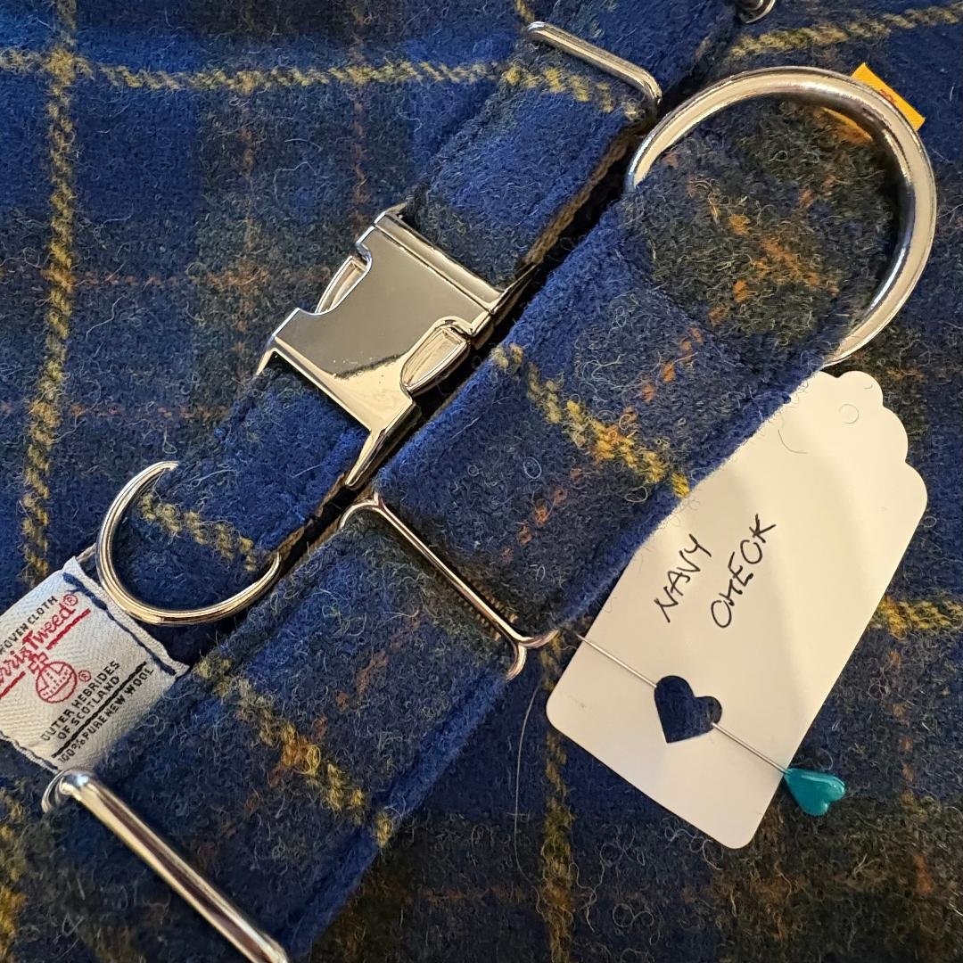 HARRIS TWEED - NAVY CHECK (PM RE LEAD) 