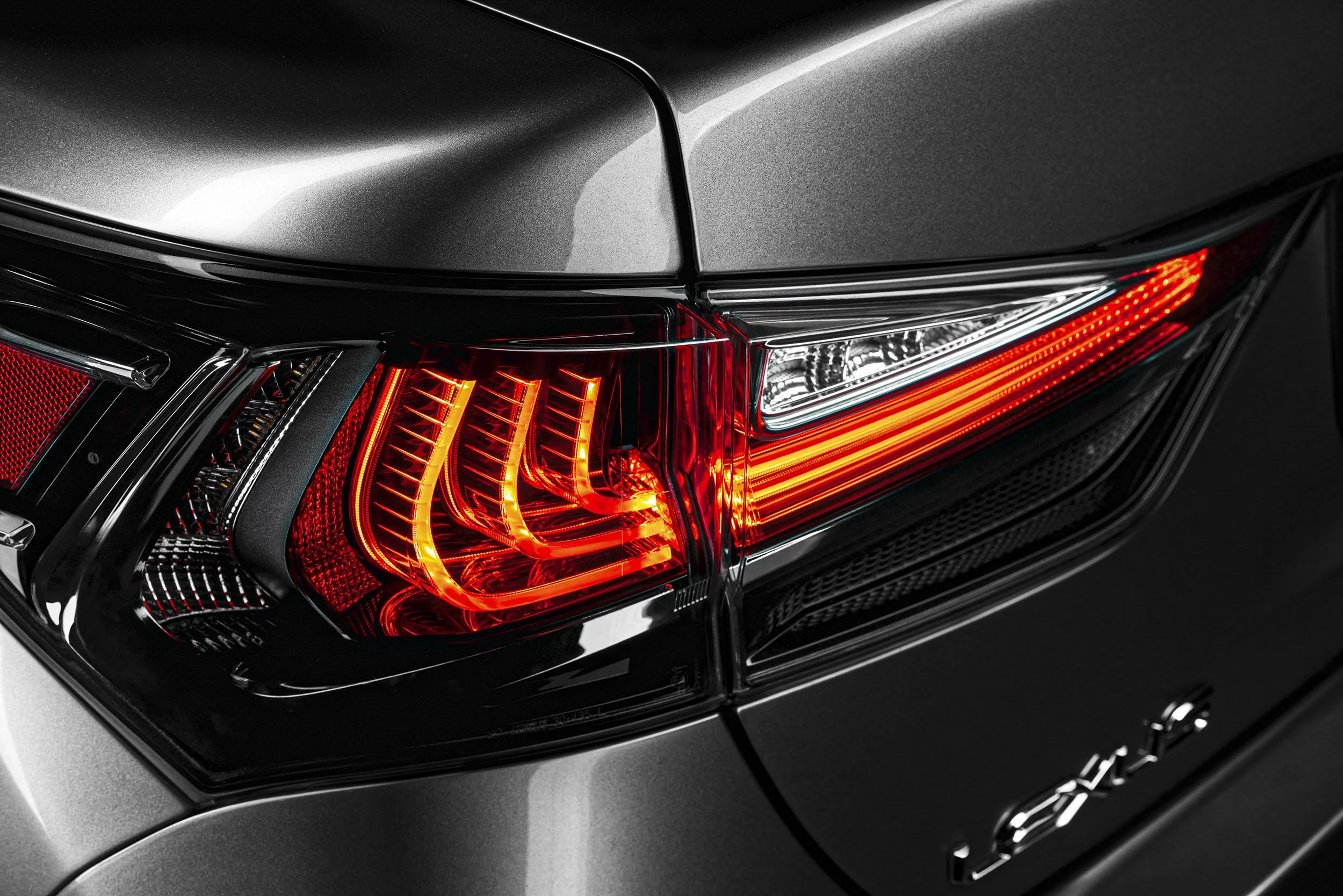 Tftstudio_Lexus gs_web_001_4.jpg