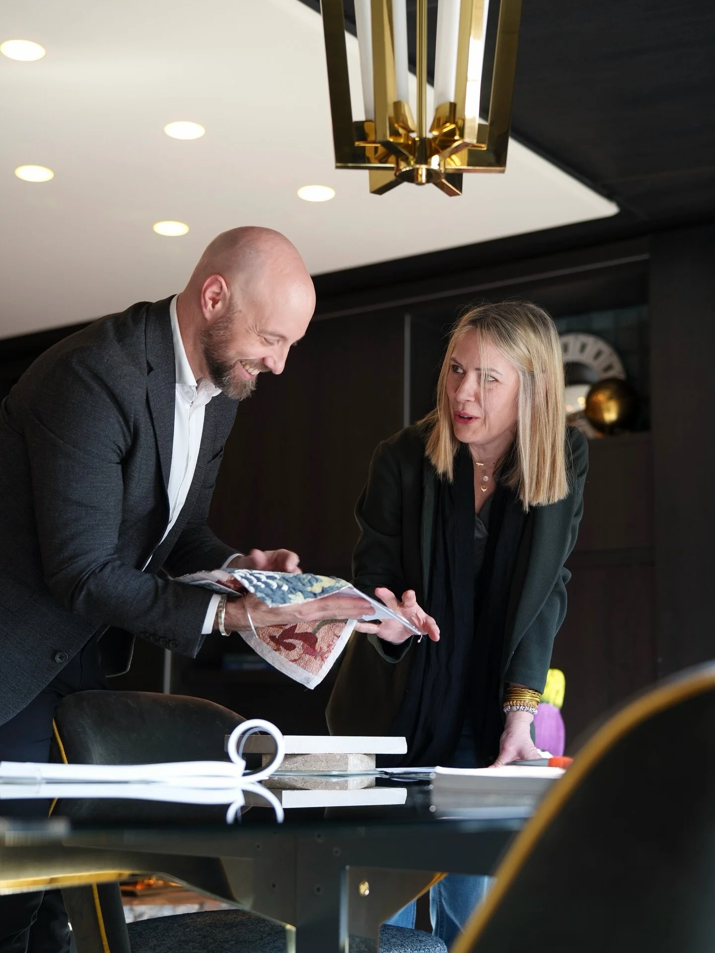 Dans chaque projet d&rsquo;architecture d&rsquo;int&eacute;rieur, il y a bien plus qu&rsquo;un simple am&eacute;nagement d&rsquo;espace. Il y a des id&eacute;es qui se rencontrent, des visions qui se croisent et surtout une dynamique d&rsquo;&eacute;