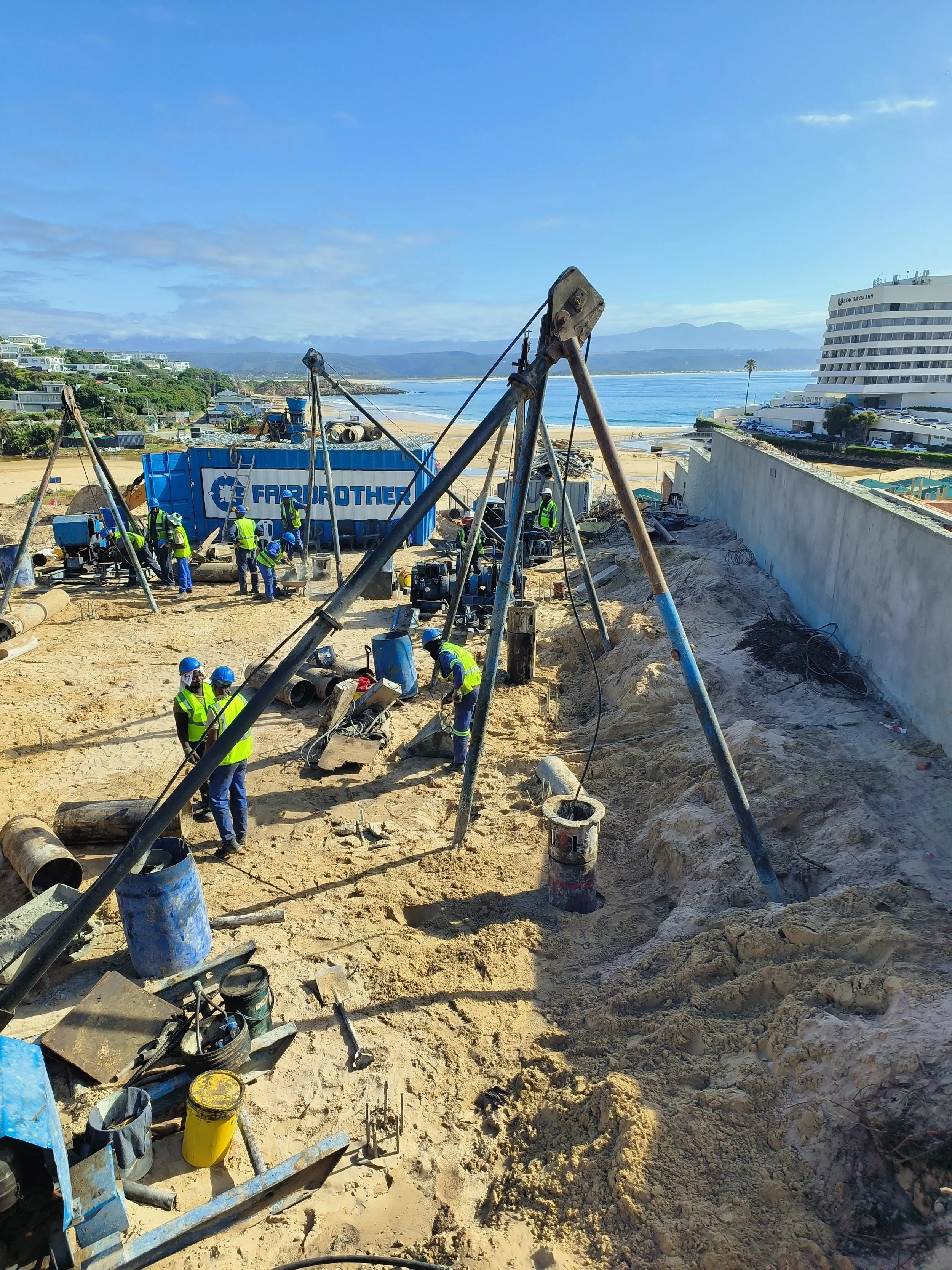 House Moabi - Piling and Lateral Support