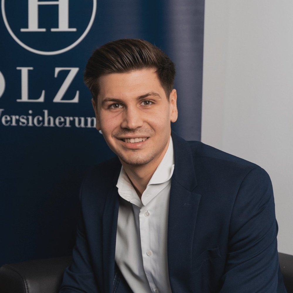Erfahre Mehr ber Unser Team Holzer Versicherung Erfahre mehr ber unser team holzer versicherung