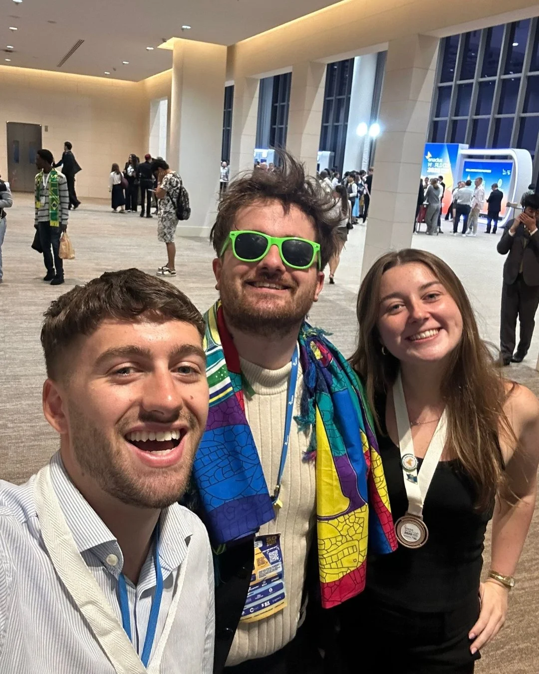 EnactUS October 2025 Rewind! 📸✨
What a whirlwind start to the new academic year! From jetting off to the beautiful Bangkok for the 2025 Enactus World Cup (where our incredible @enactuscardiffuniversity landed a Top 16 finish! 👏), to kicking off th