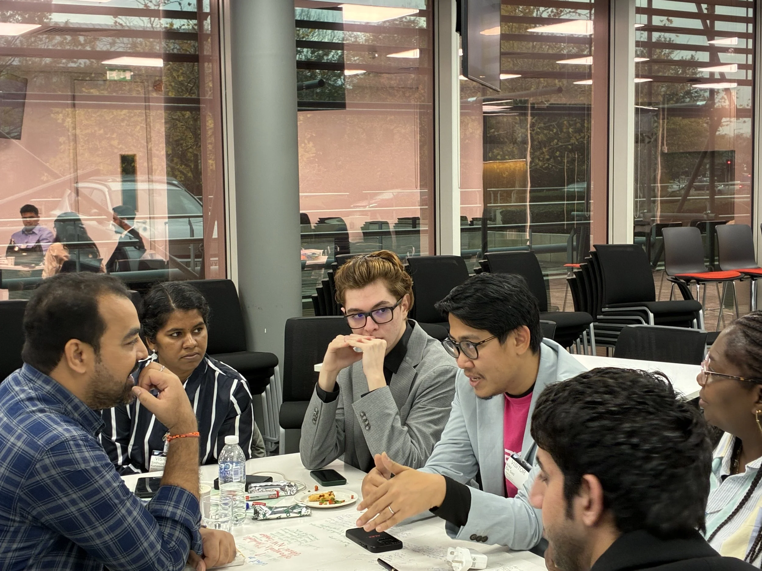 November Coaching Clinics: Empowering Changemakers Through Flexible Industry Volunteering
