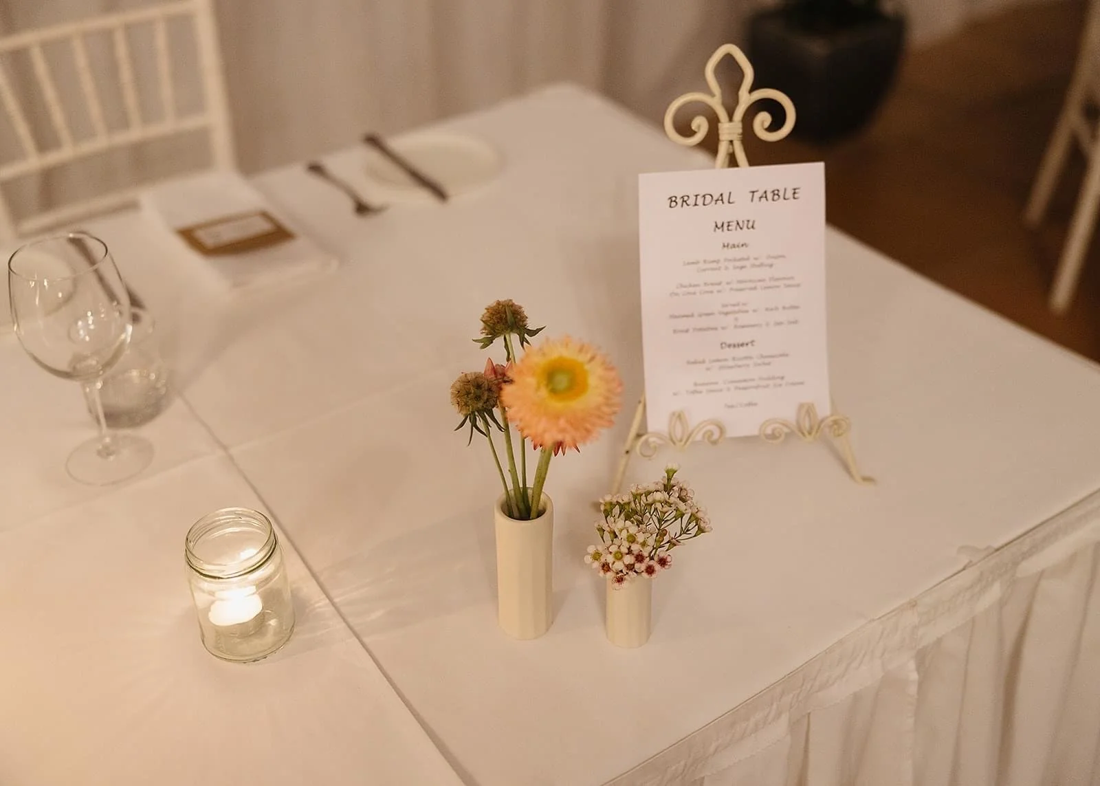 Rustic and natural winter wedding in the Illawarra with native and whimsical cottage flowers. The couple celebrated with a ceremony at Figtree Anglican Church, scenic views at Cathedral Rocks, and reception at Ruby’s Mt. Kembla, combining seasonal bl