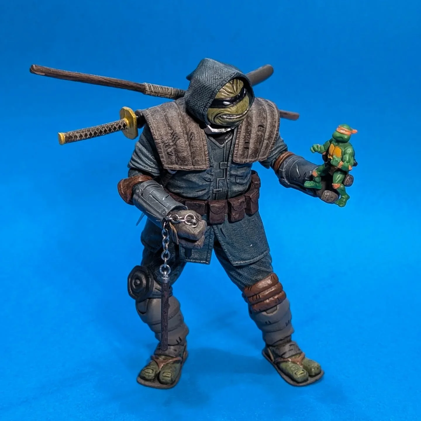 Mikey and Teenie Weenie Mikey. 🐢 💚
Teenie Weenie Ninja Turtles available right now over at TheRetroSaint.com - action figures for your toys. 🤩
.
🍕
.
#teenieweenieninjaturtles #ninjaturtles #hero #heroes #customtoys #toys #actionfigures #saturdaym