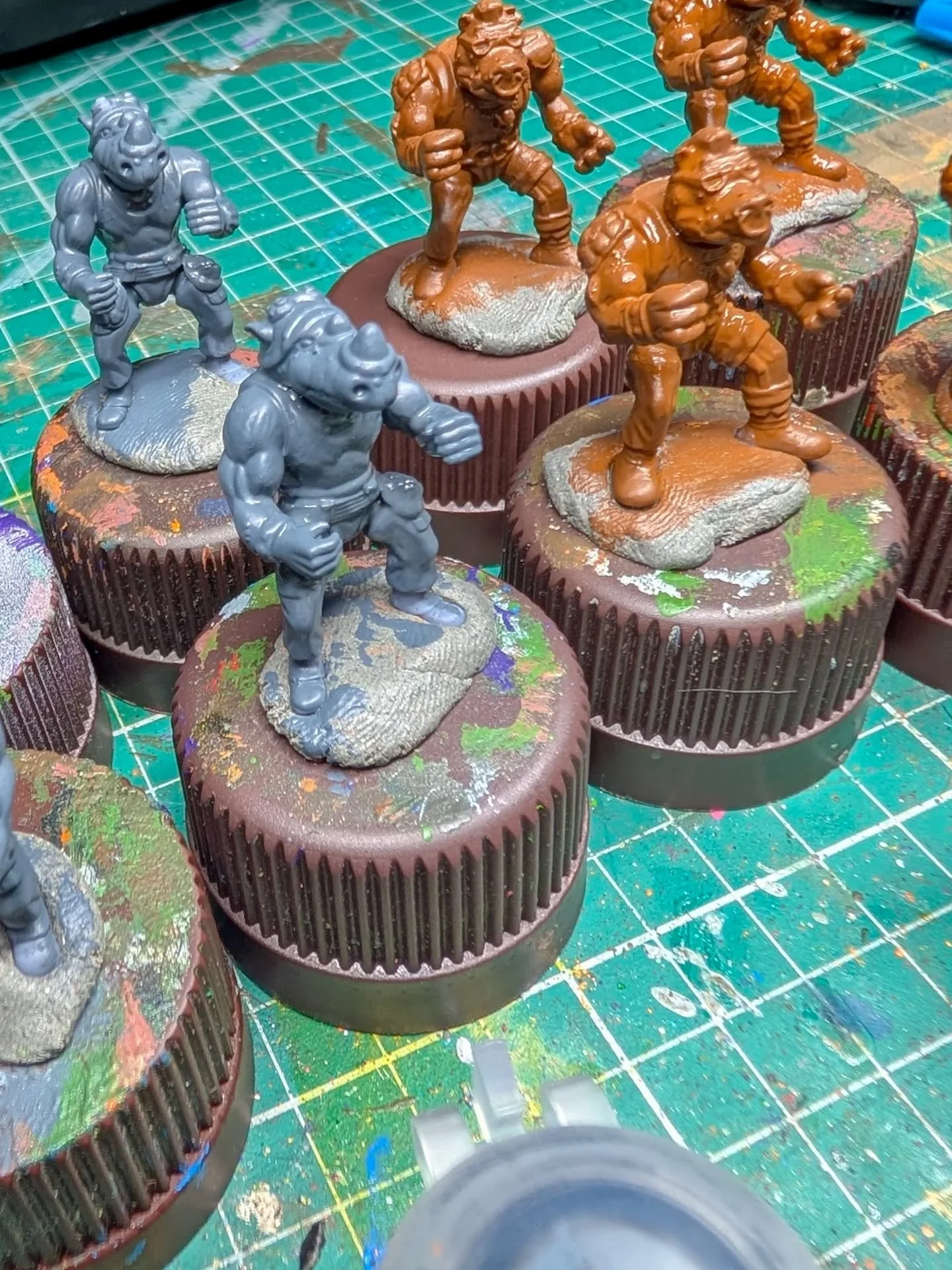 Teenie Weenie Bebop and Rocksteady are coming very soon! 
.
Watch this space 👀
.
🍕
.
#toys #toycollector #teenagemutantninjaturtles #ninjaturtles #bebopandrocksteady