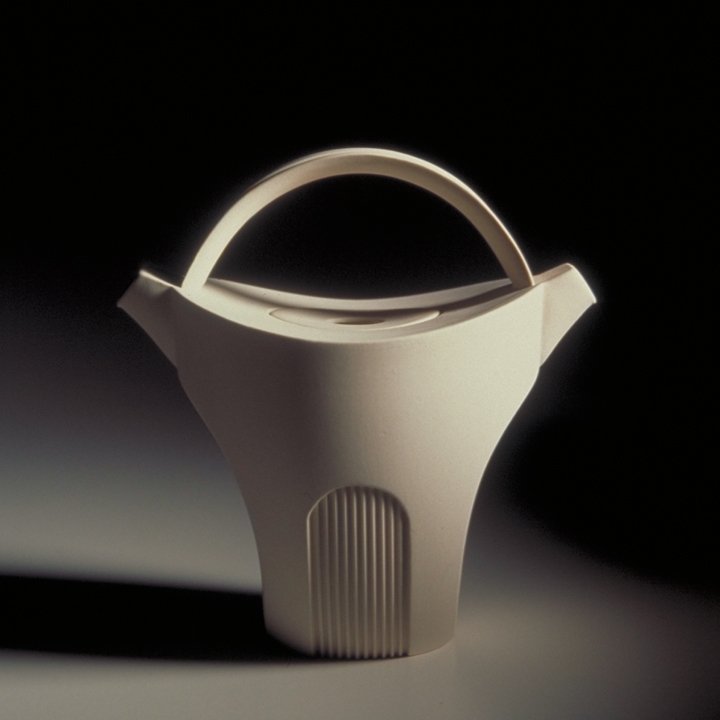 Entre deux becs, 2002 porcelain slipcast