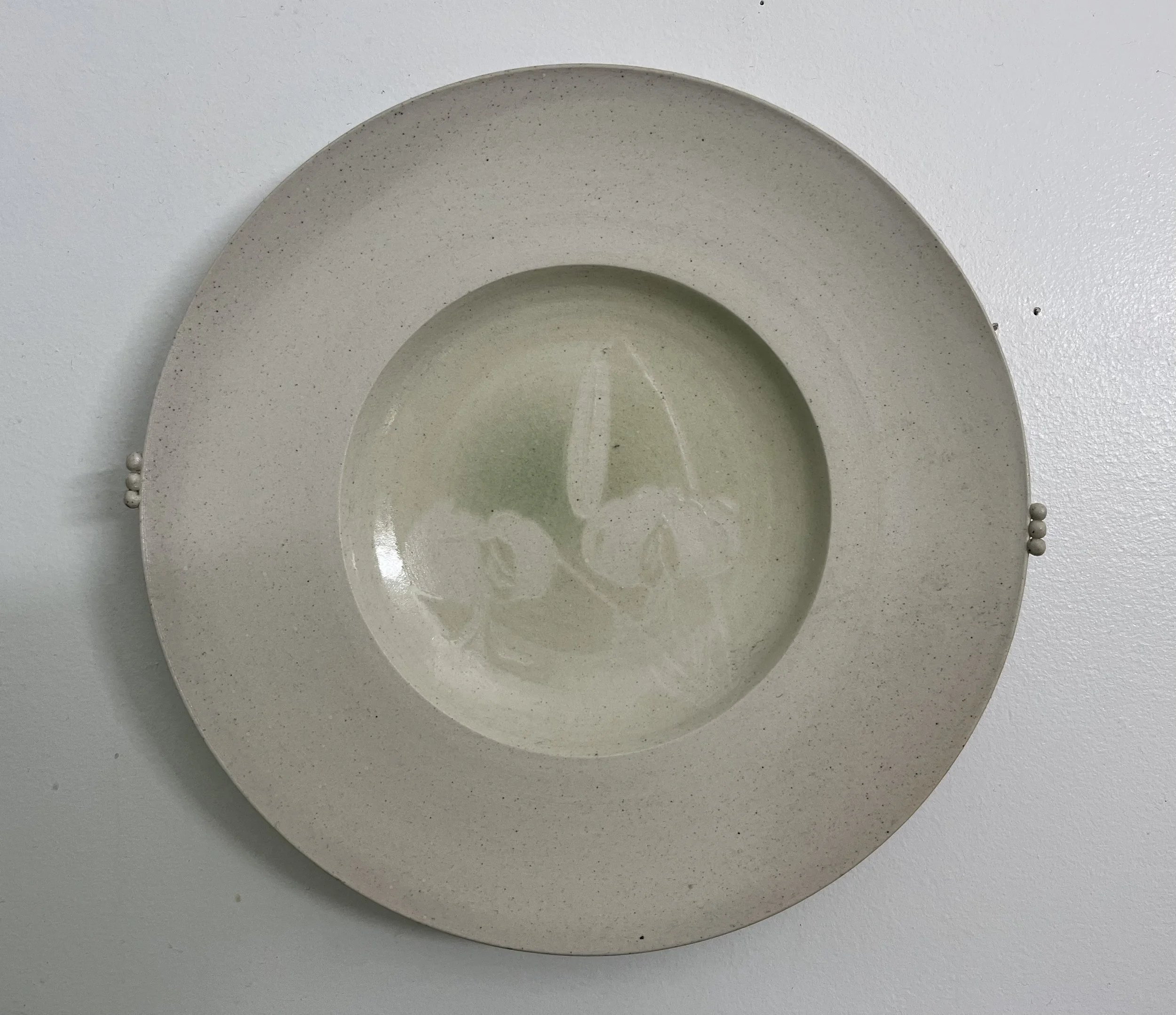 Lys Plate 1977 wheel thrown 