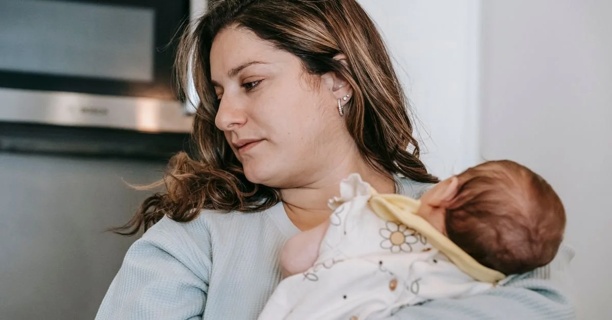 Coping With Postpartum Anxiety: Strategies to Calm Racing Thoughts