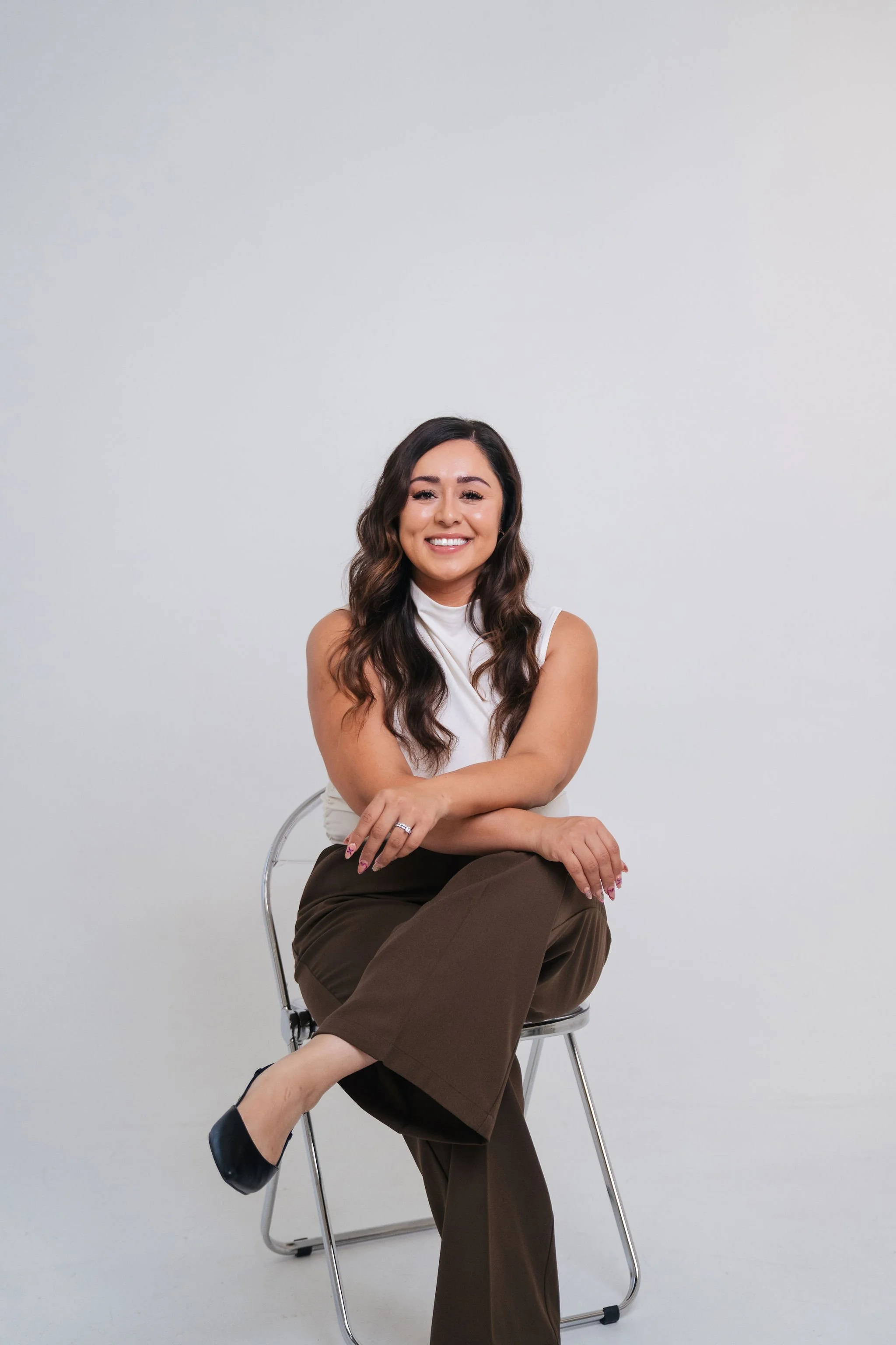 Bilingual therapy in Phoenix Arizona Alba Vargas