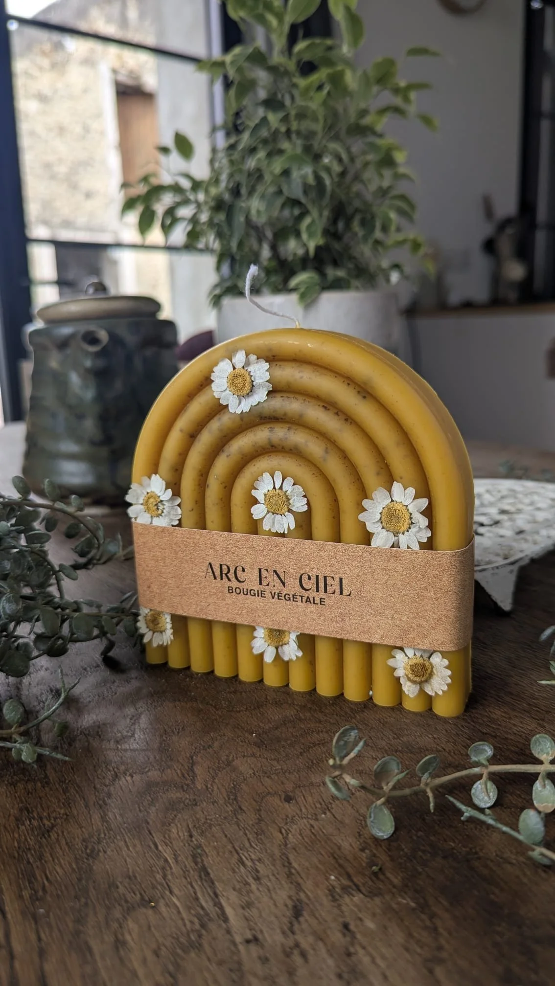 bougie artisanale cire d'abeille naturelle et vegan.jpg